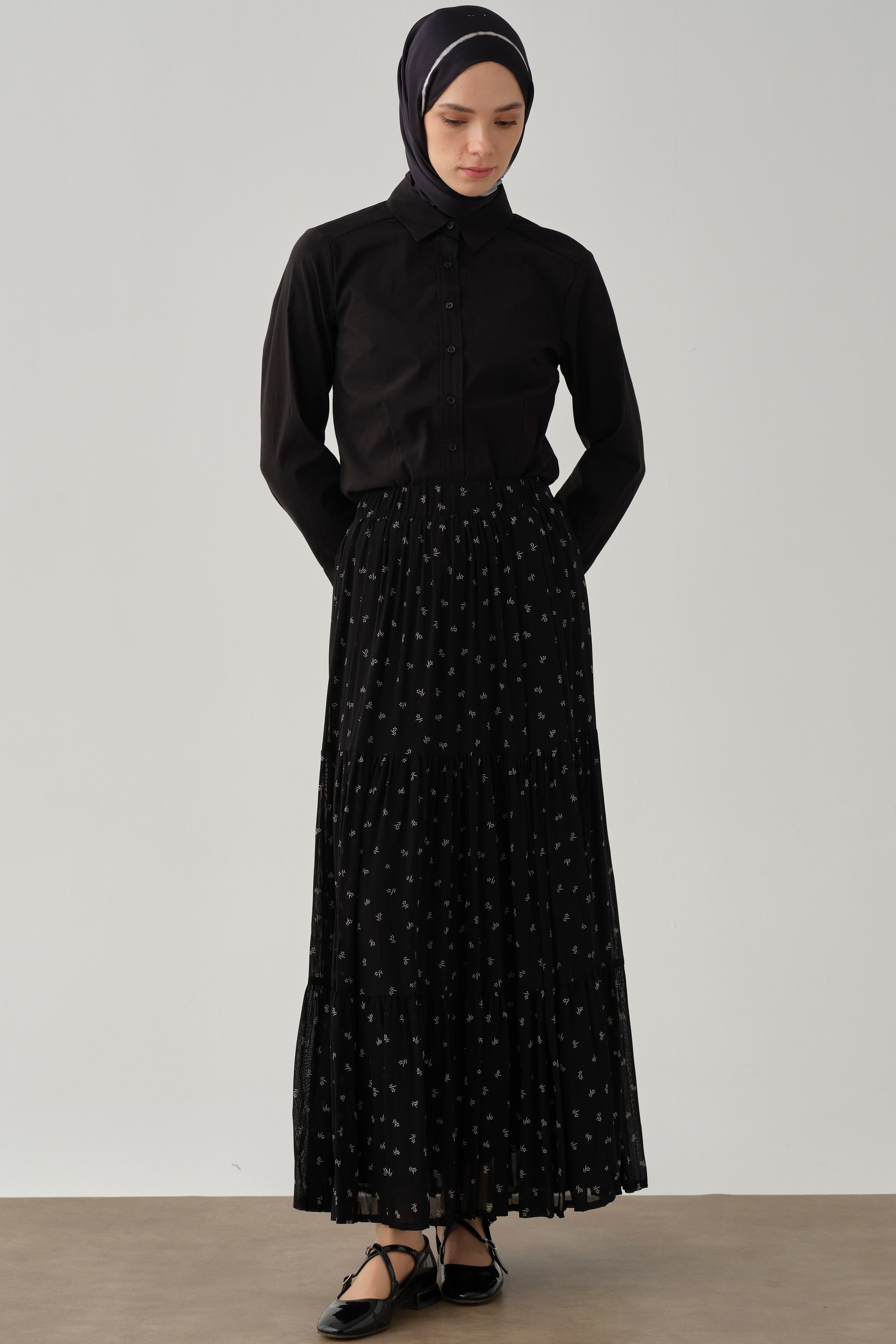 Çiçek Desenli Etek - Siyah TUGBA