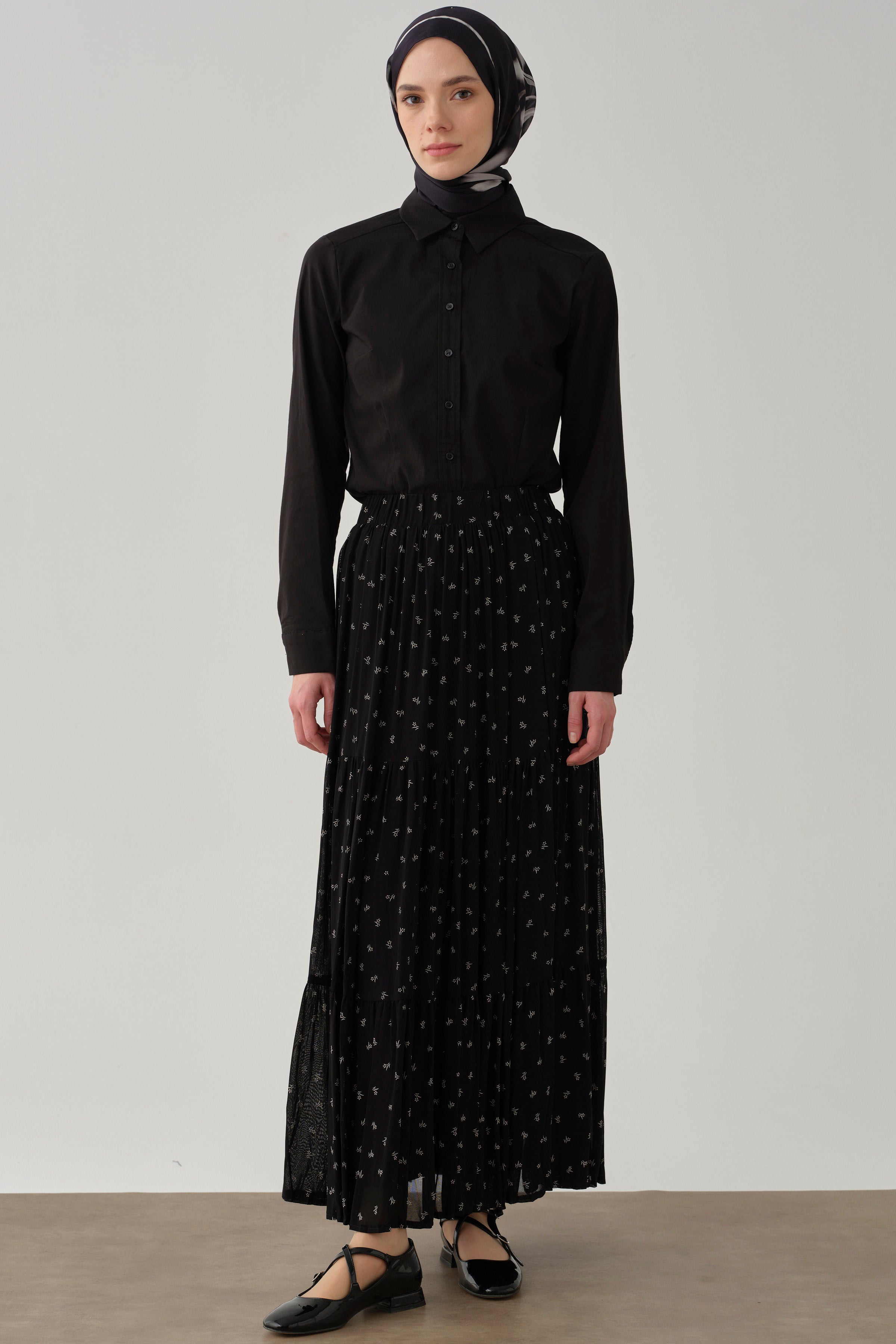 Çiçek Desenli Etek - Siyah TUGBA