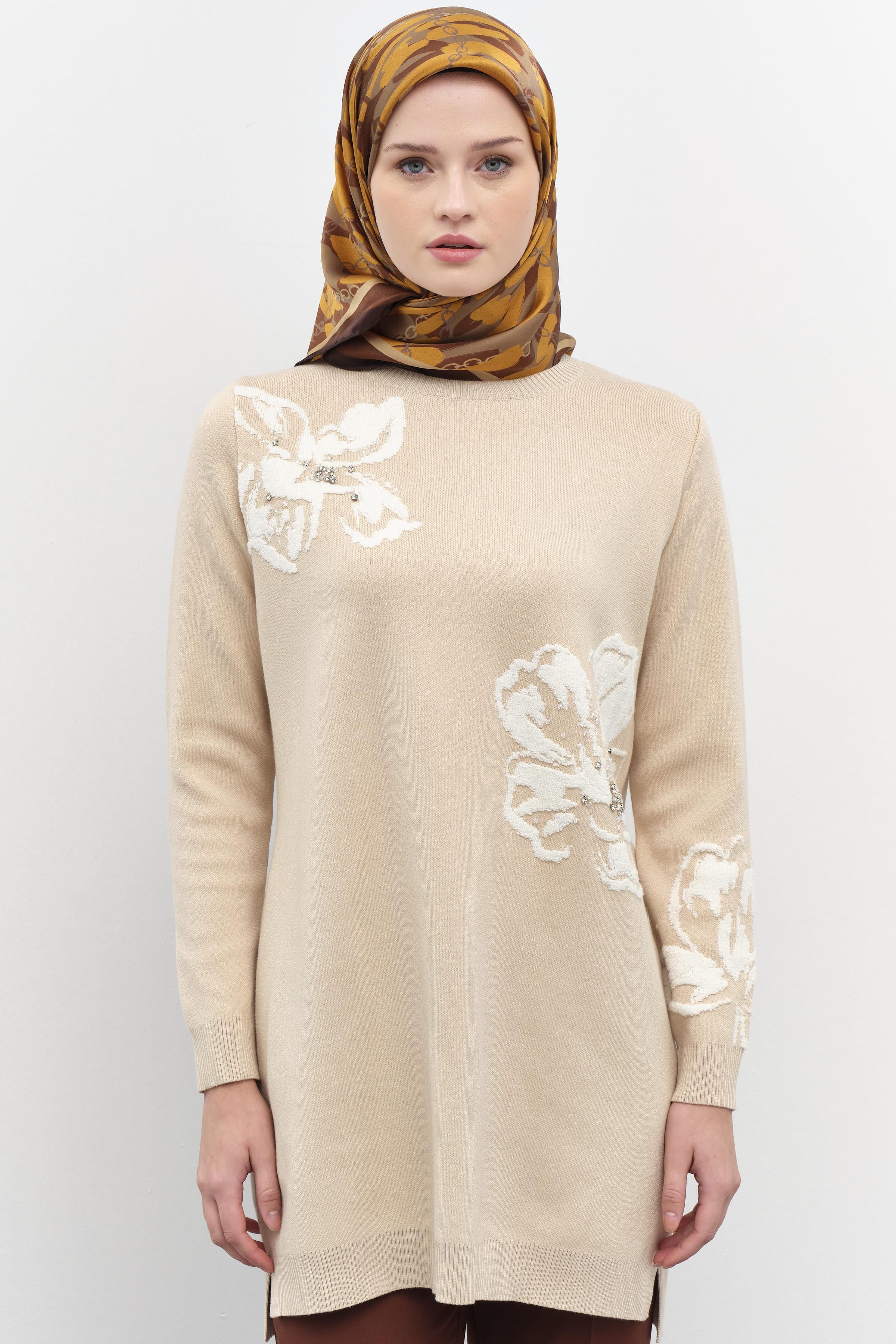 Çiçek Desenli Triko Tunik - Bej TUGBA