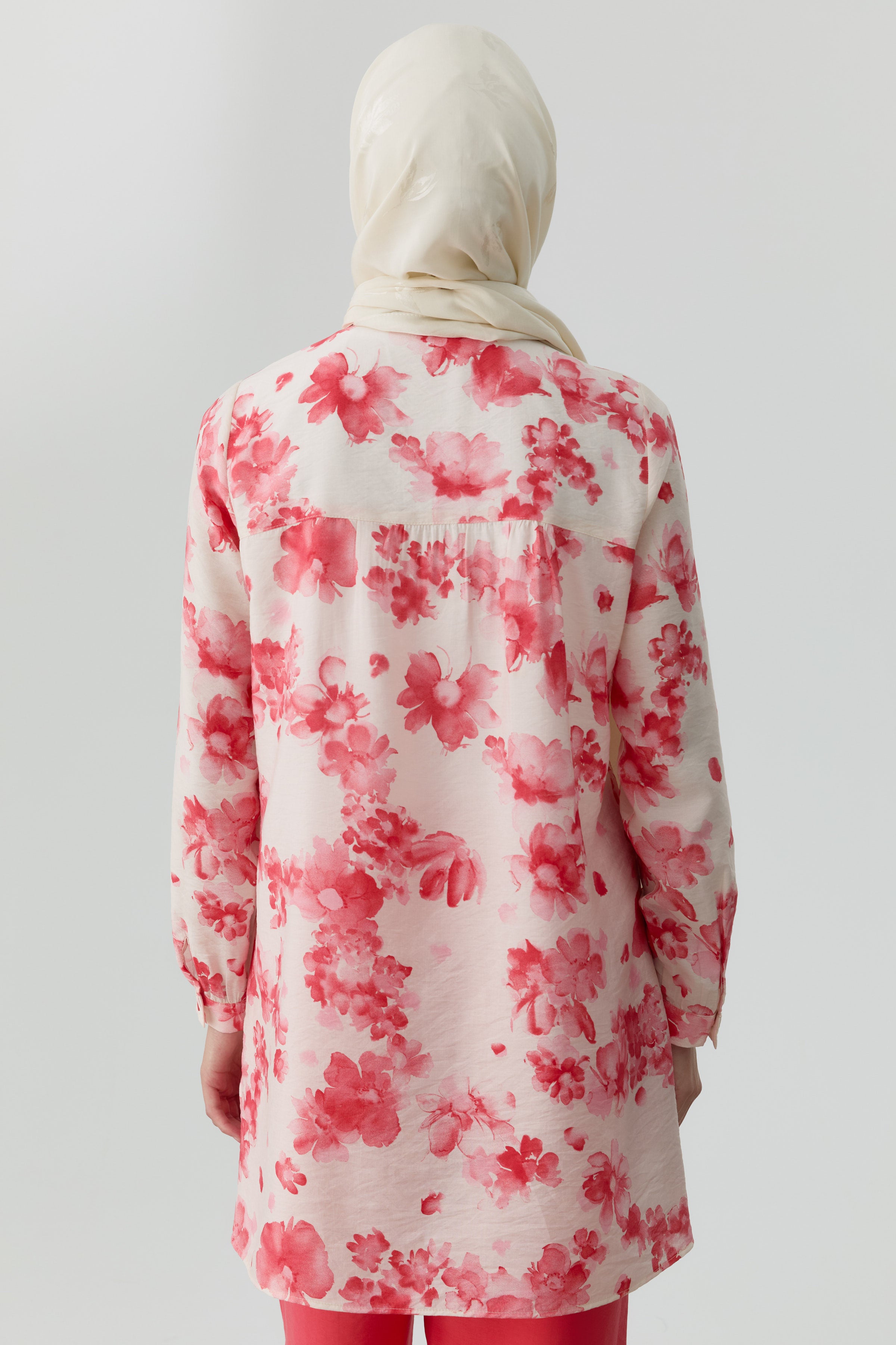 Çiçek Desenli Yırtmaçlı Tunik - Pembe TUGBA