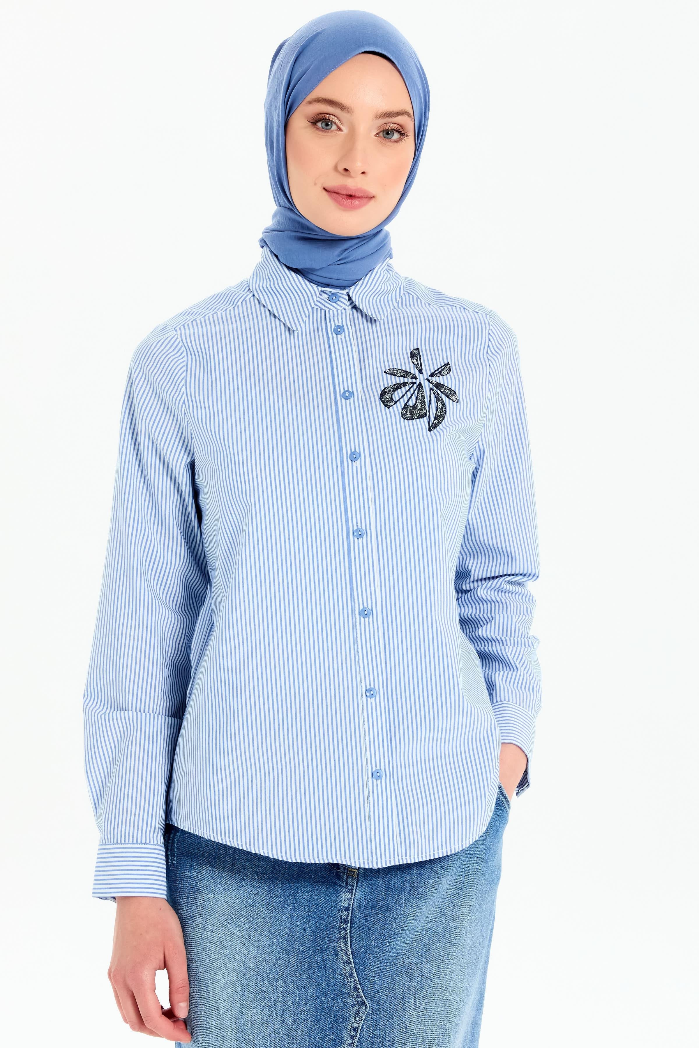 Çiçek Nakışlı Çizgili Gömlek - Mavi TUGBA