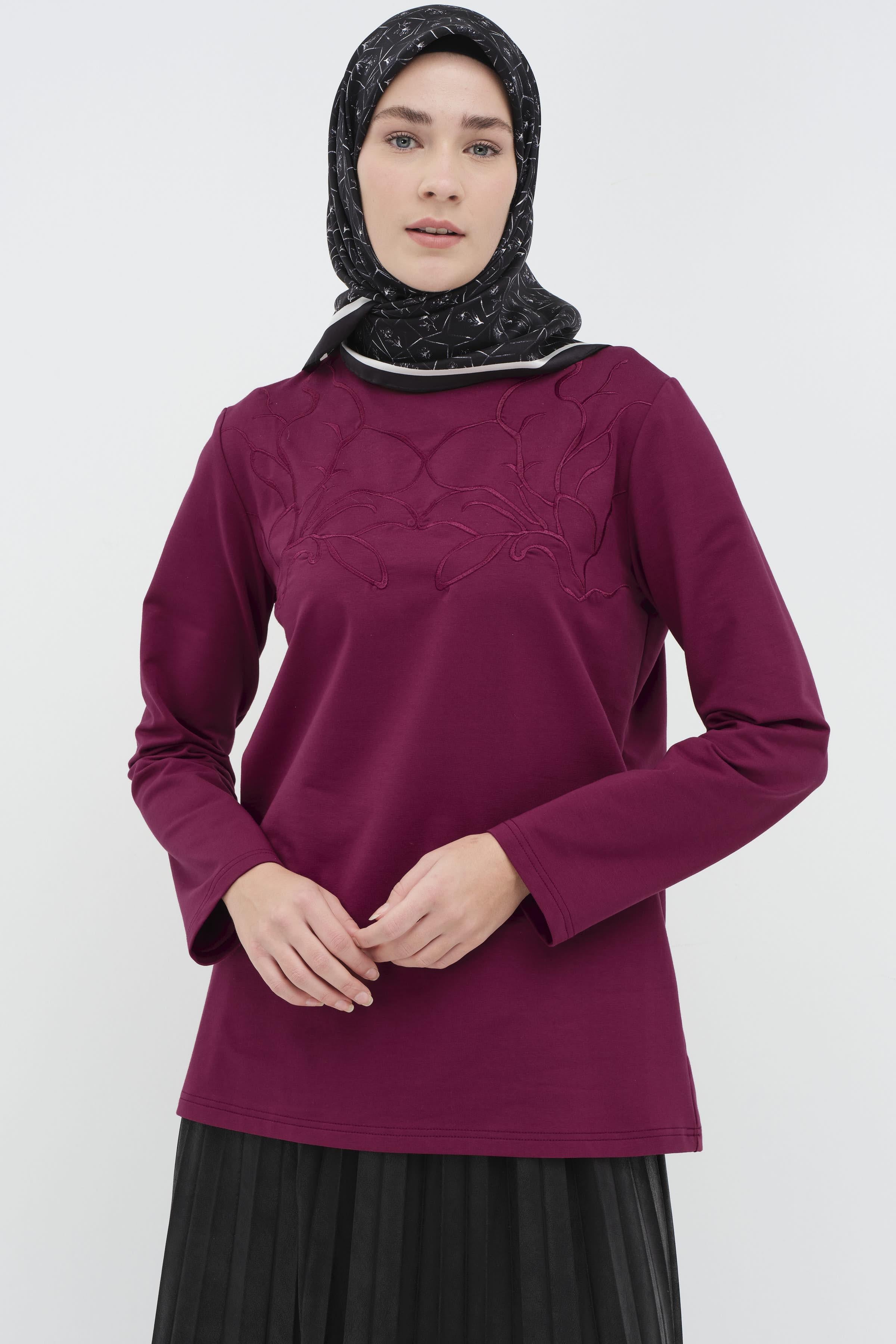 Çiçek Nakışlı Örme Bluz - Vişne TUGBA