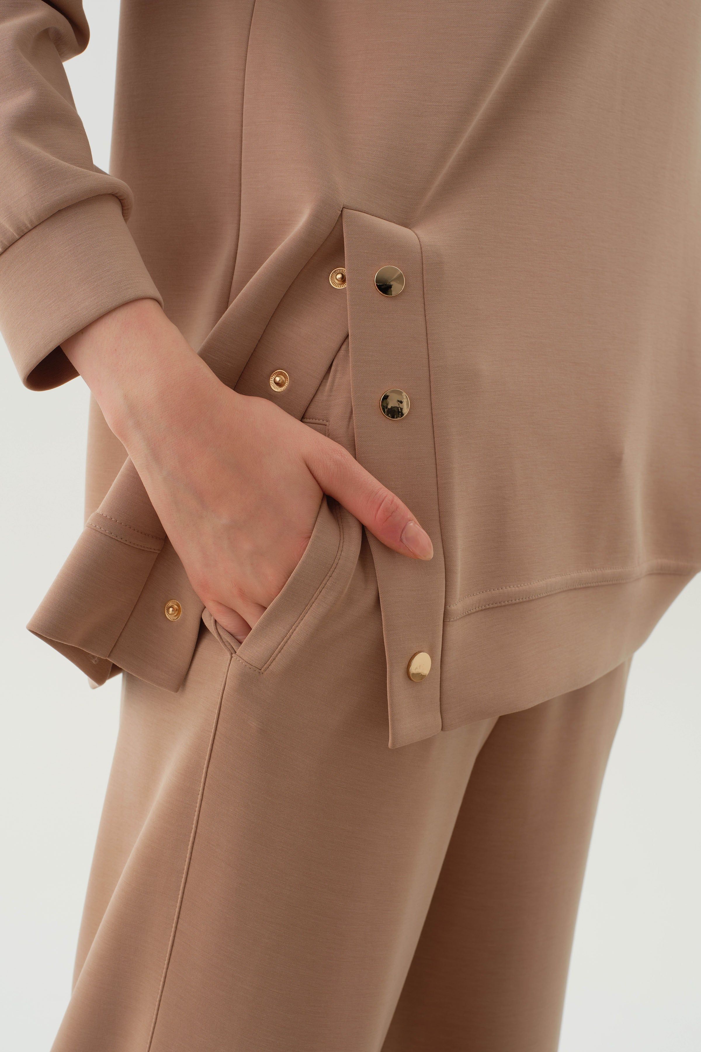 Çıtçıt Yırtmaç Detaylı Örme Tunik - Fındık TUGBA