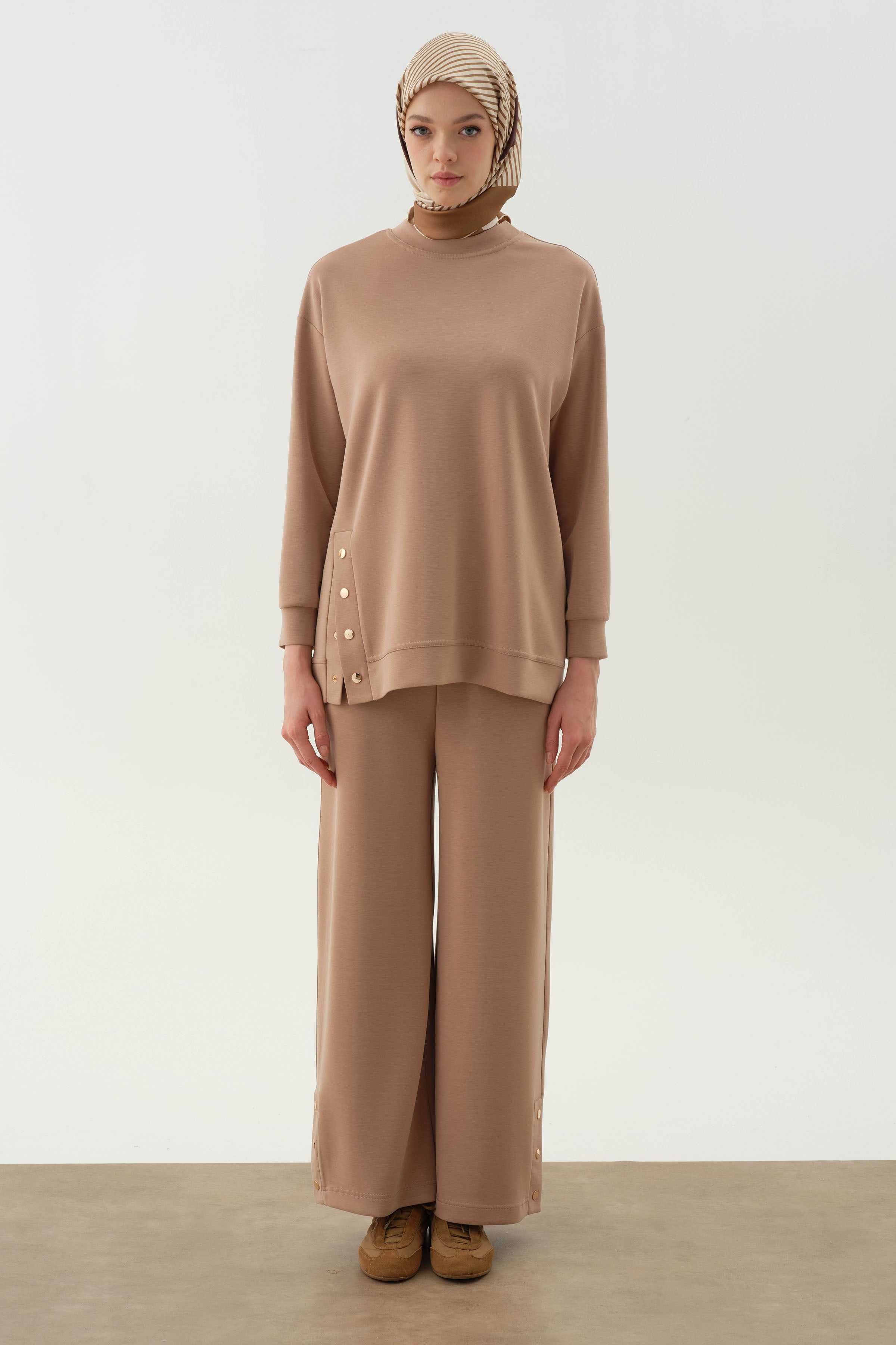 Çıtçıt Yırtmaç Detaylı Örme Tunik - Fındık TUGBA