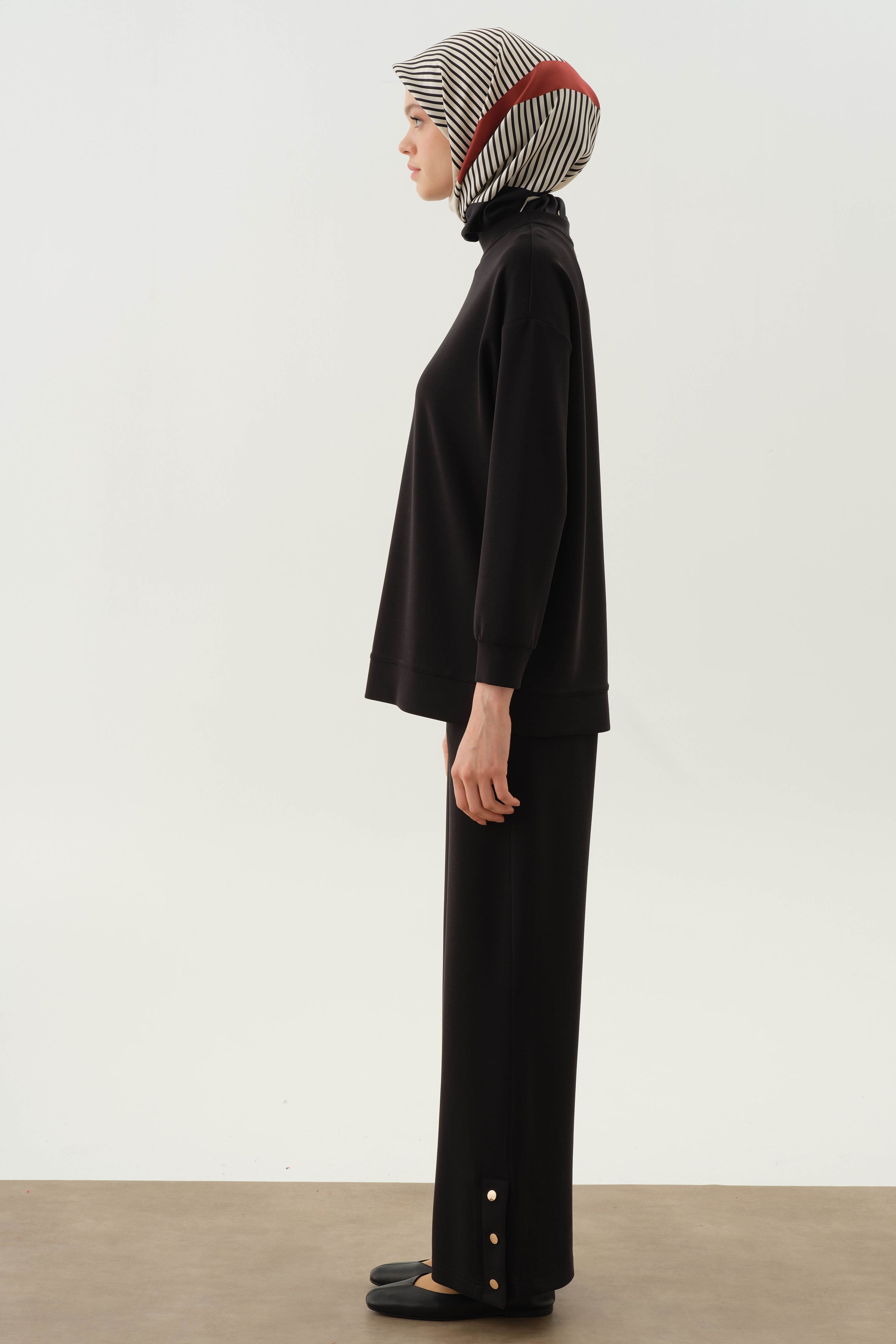 Çıtçıt Yırtmaç Detaylı Örme Tunik - Siyah TUGBA