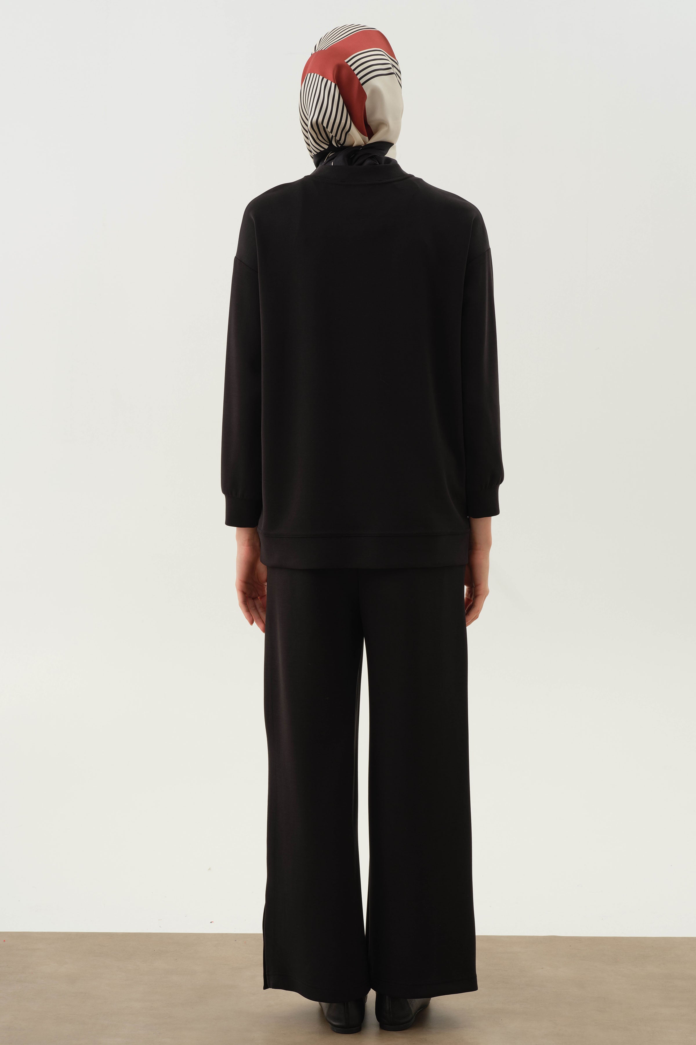 Çıtçıt Yırtmaç Detaylı Örme Tunik - Siyah TUGBA