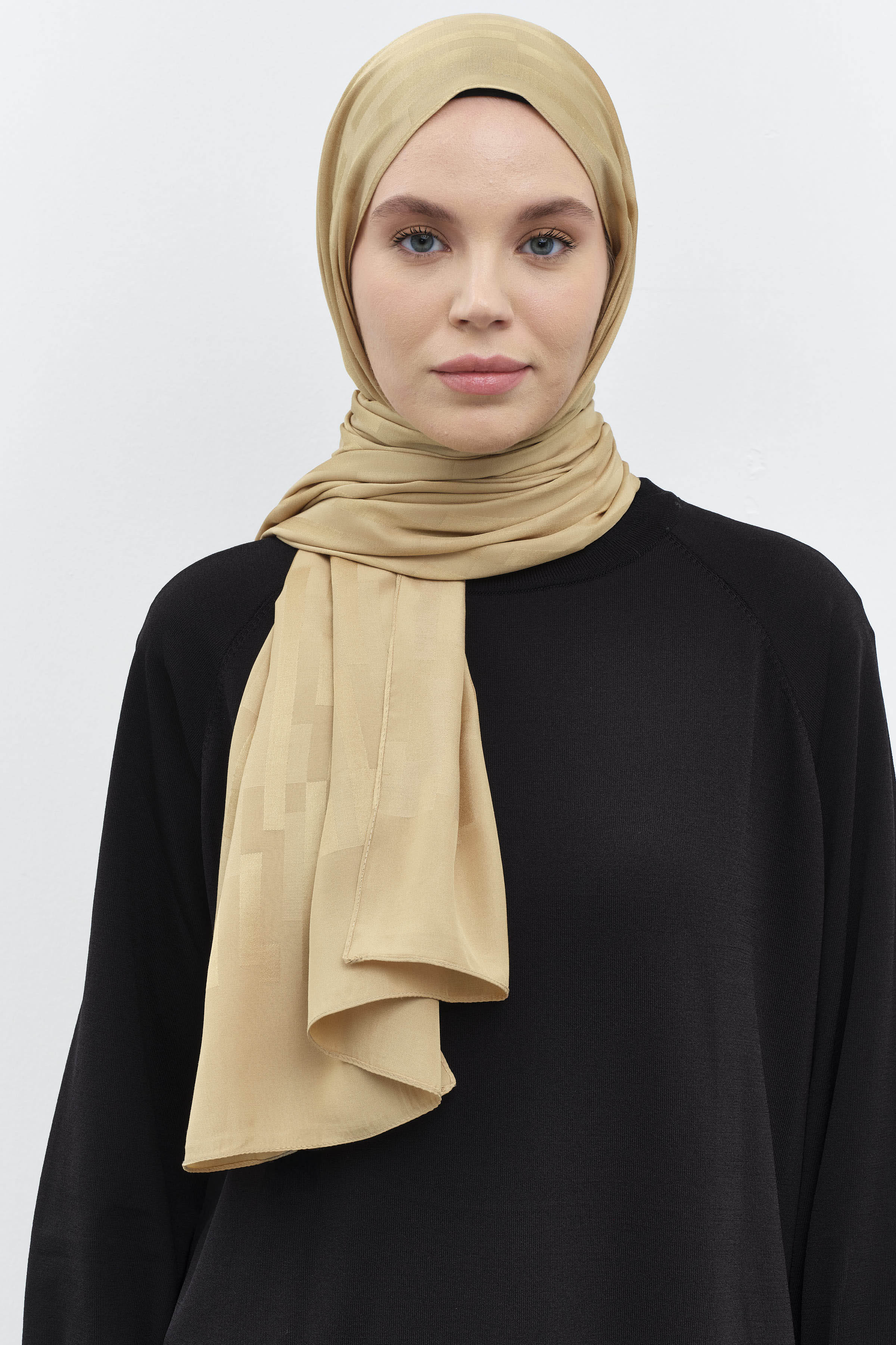 Çizgi Desen Viskon Şal - Altın TUGBA