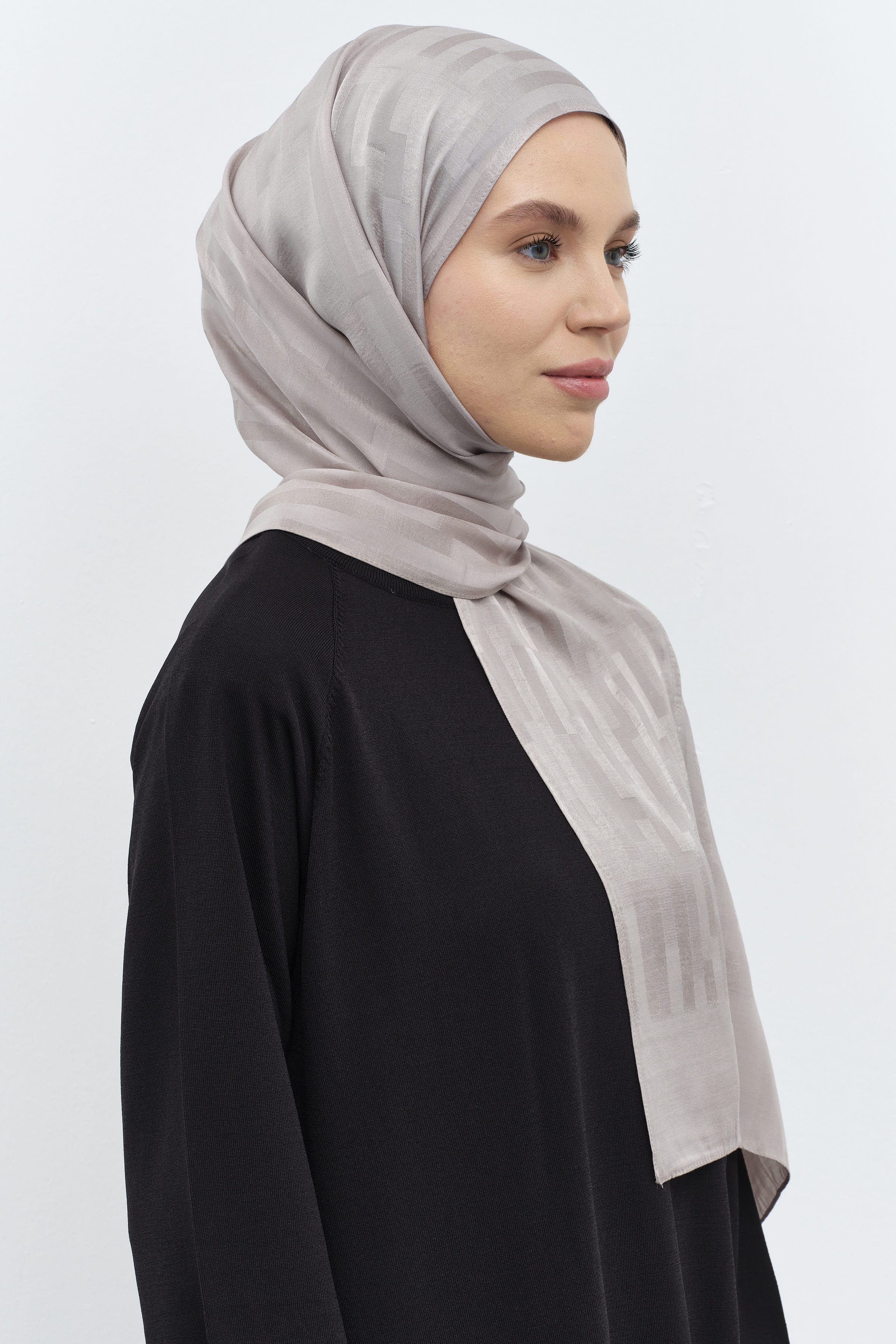 Çizgi Desen Viskon Şal - Koyu Gri TUGBA