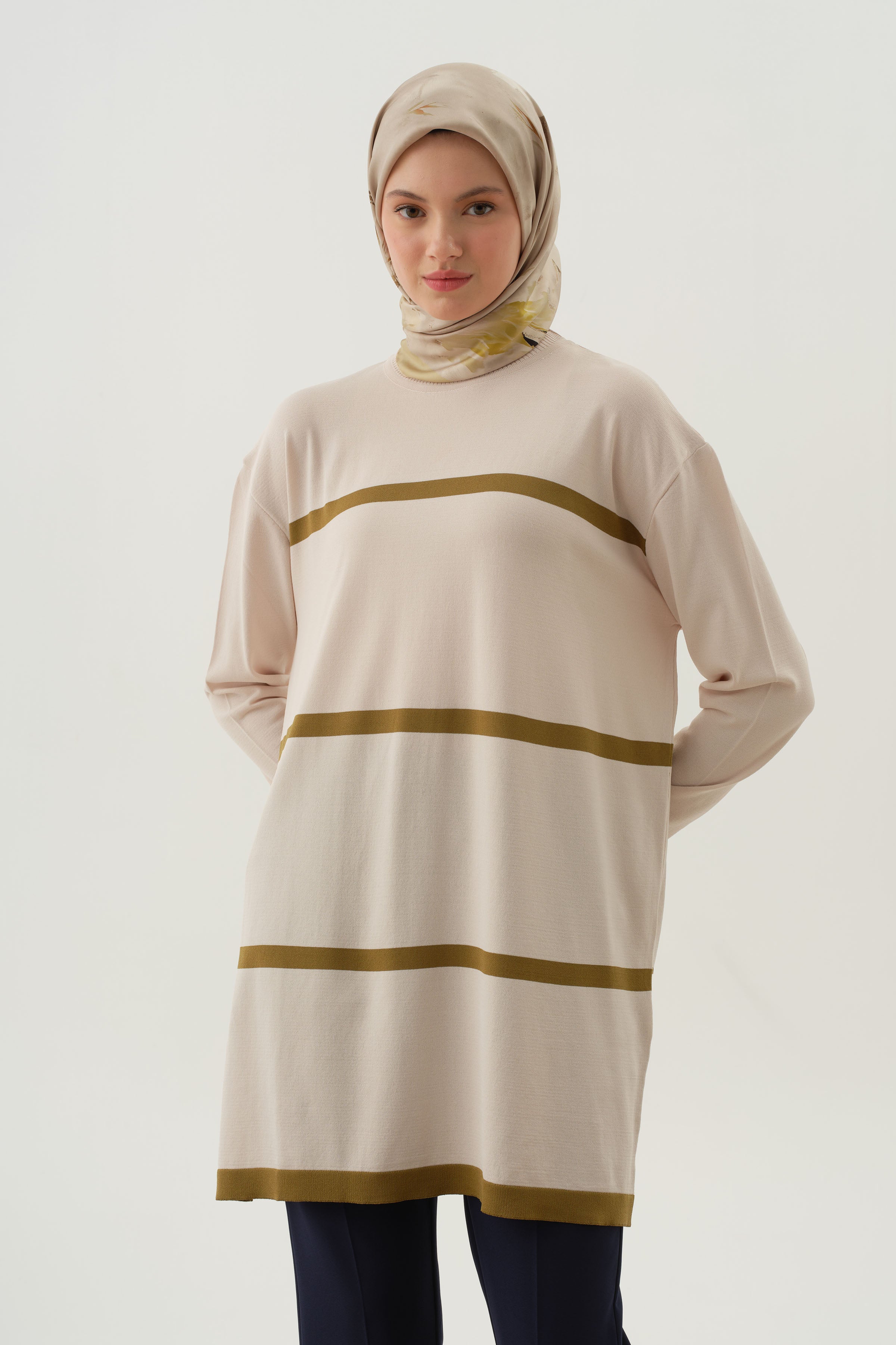 Çizgi Detaylı Tunik - Taş TUGBA