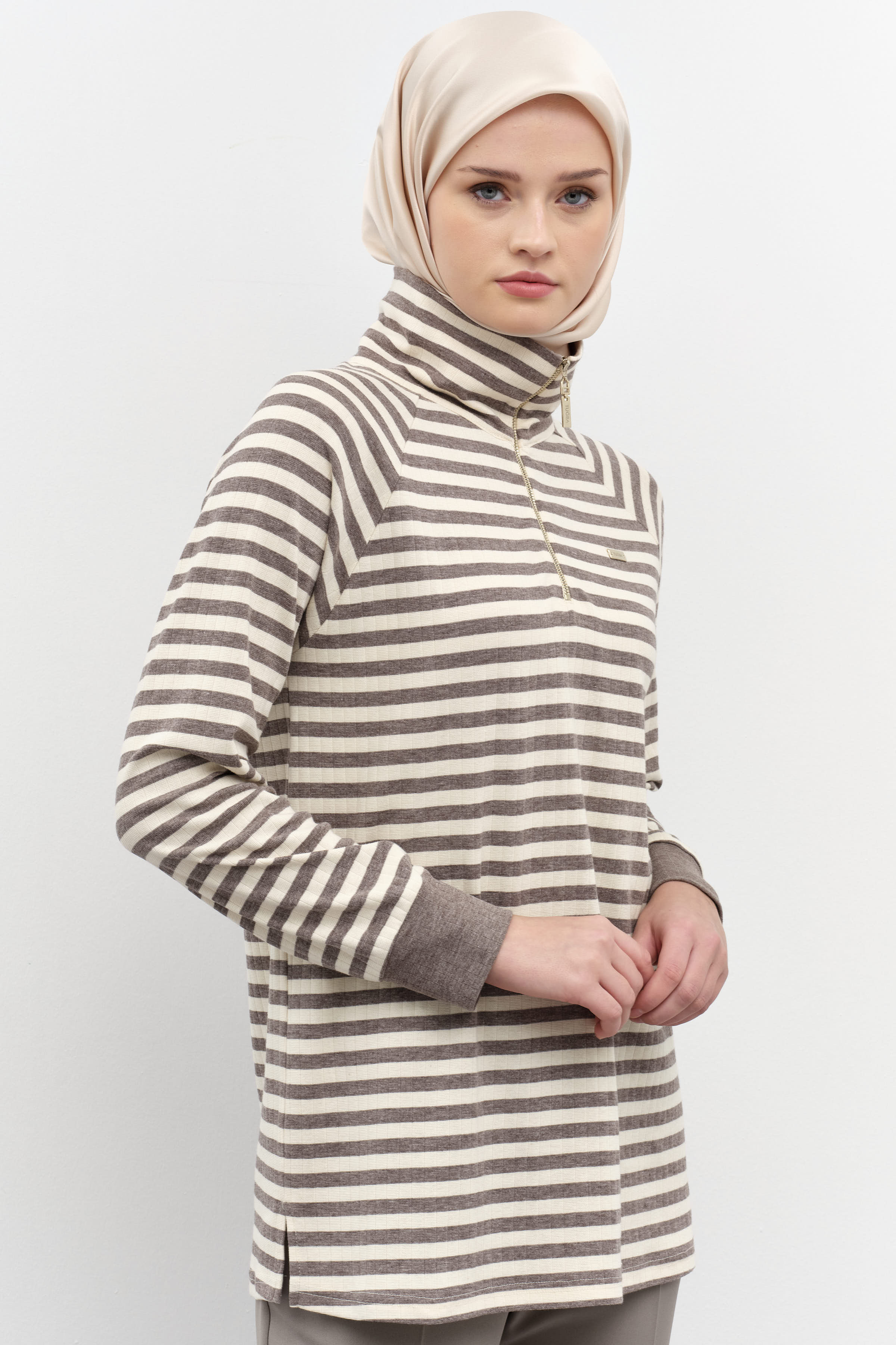 Çizgili Balıkçı Yaka Örme Sweat - Vizon TUGBA