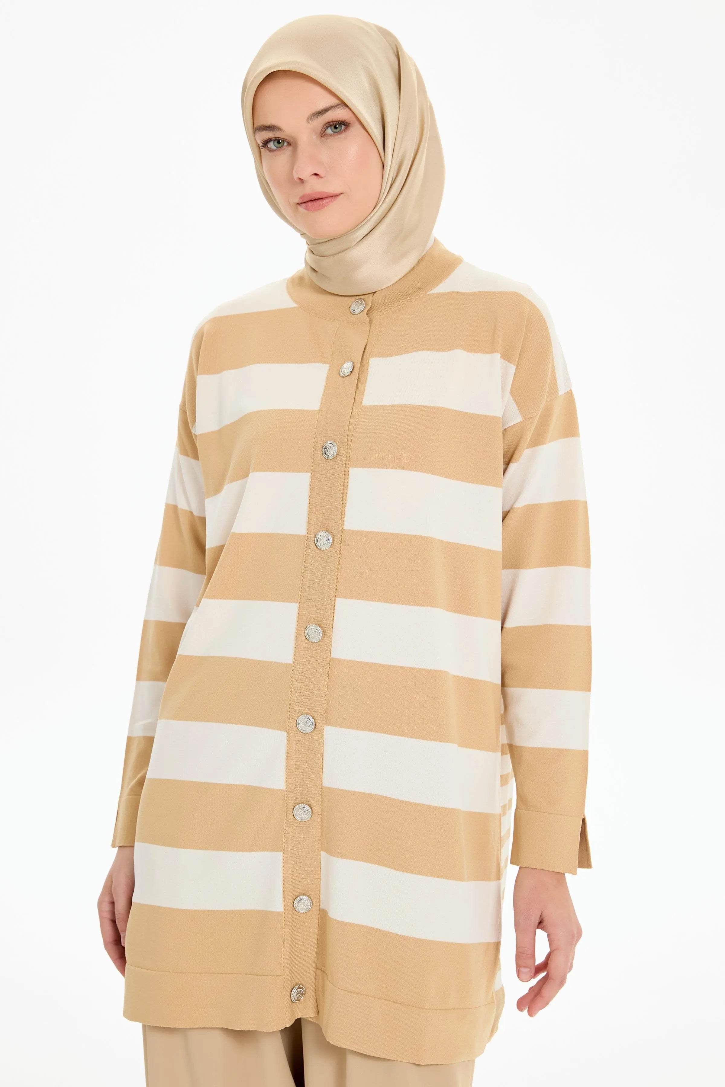 Çizgili Düğme Kapamalı Hırka - Bej TUGBA