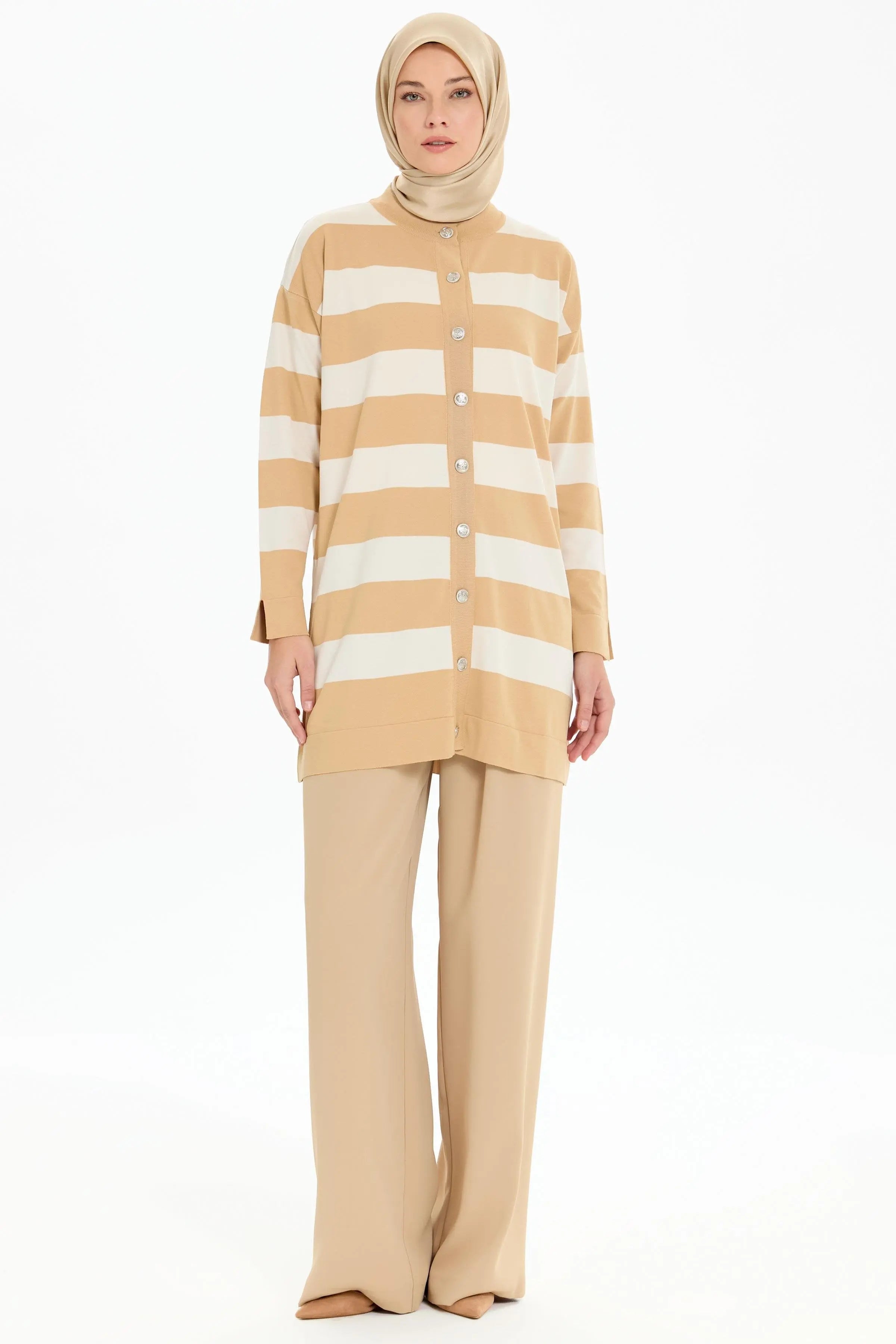 Çizgili Düğme Kapamalı Hırka - Bej TUGBA