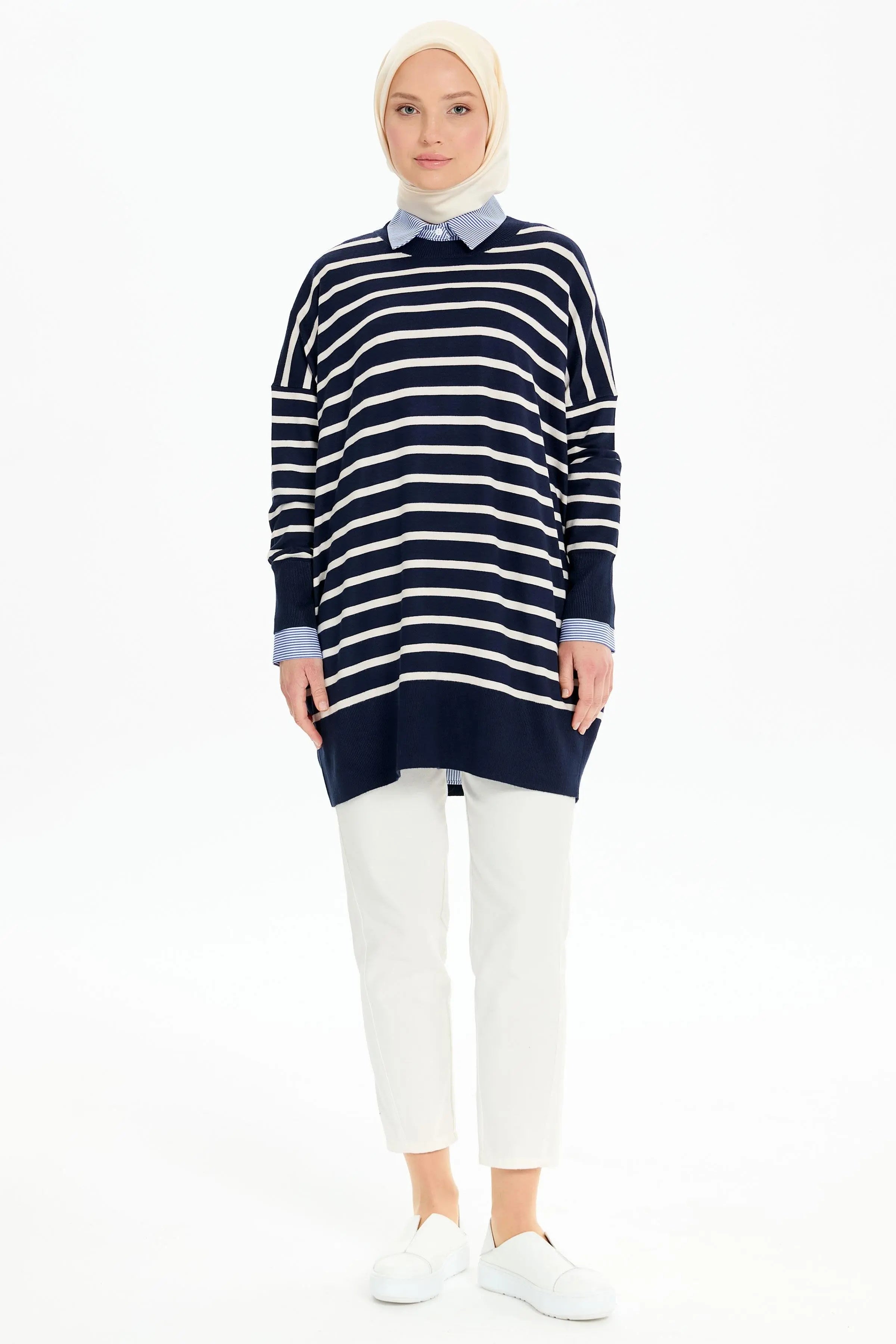 Çizgili Düşük Kol Triko Kazak - Lacivert - Ekru TUGBA