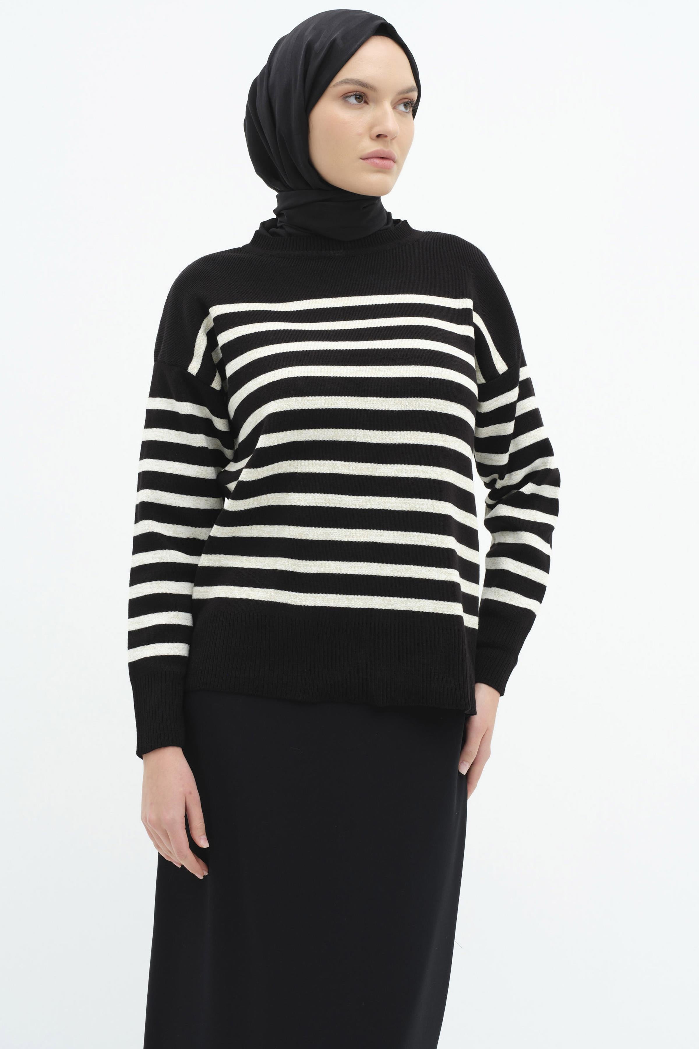Çizgili Düşük Kol Triko Kazak - Siyah - Ekru TUGBA