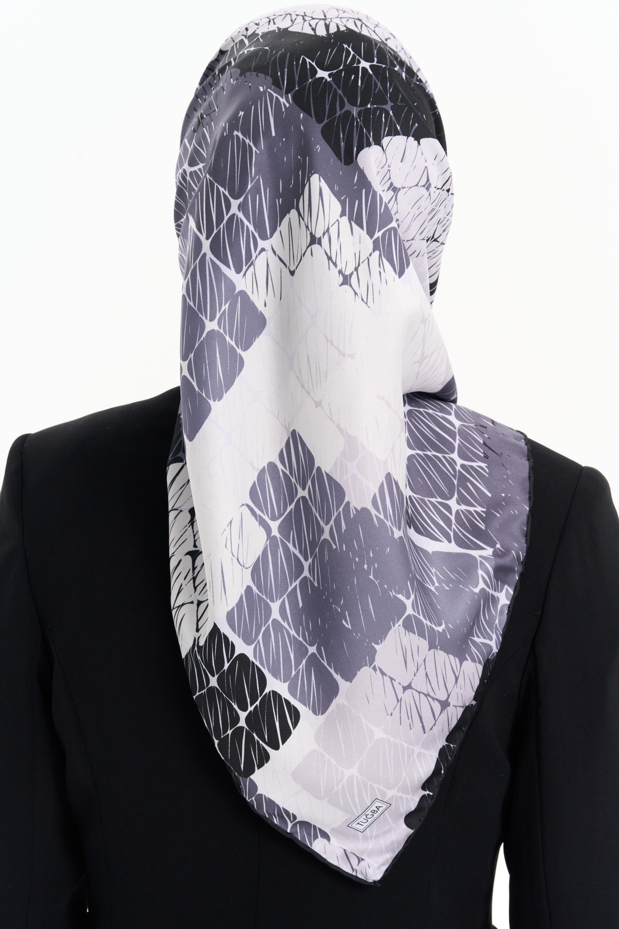 Çizgisel Dama Desenli Stil Eşarp - Siyah TUGBA