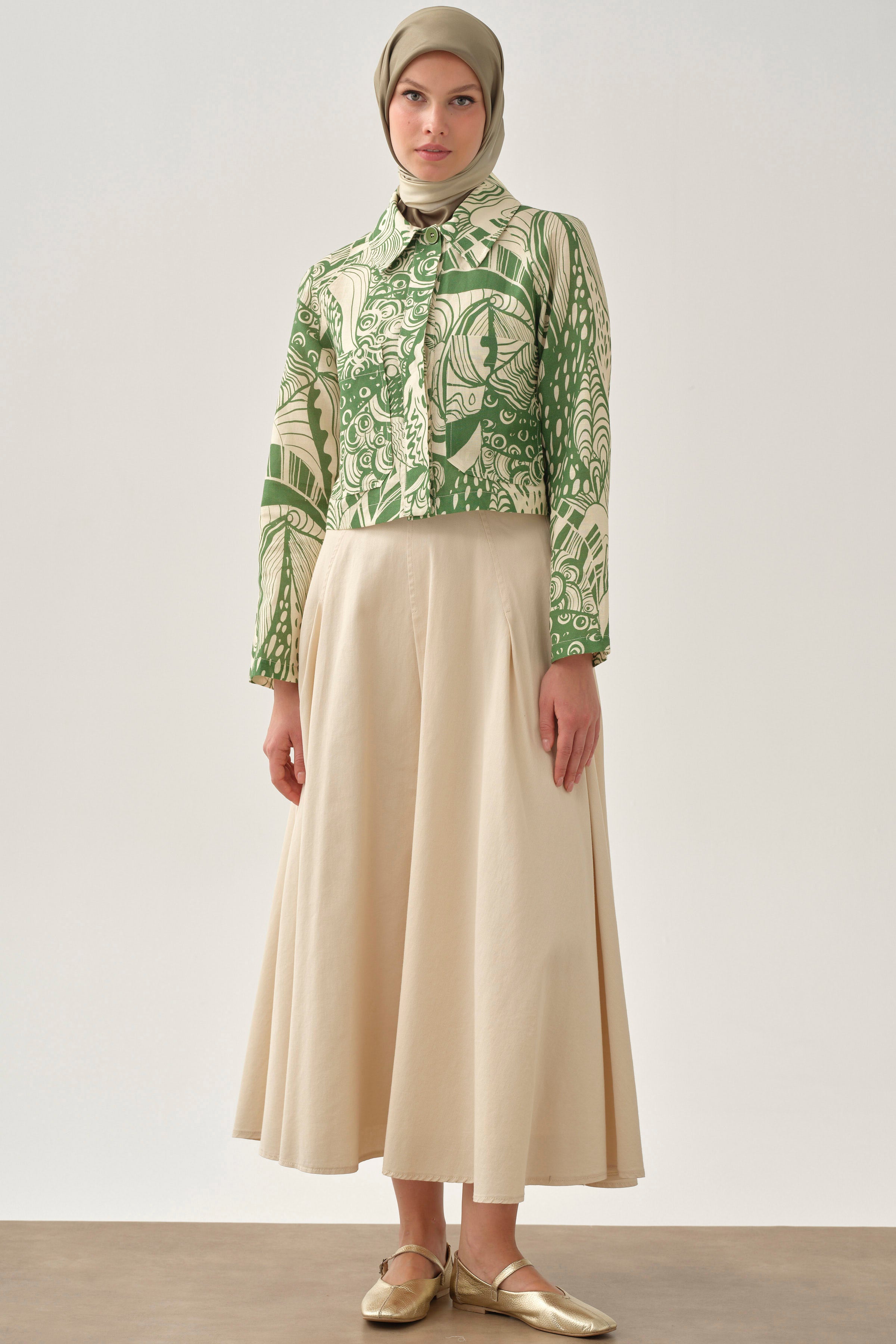 Crop Ceketli İnce Pile Detaylı Etekli Takım - Haki TUGBA