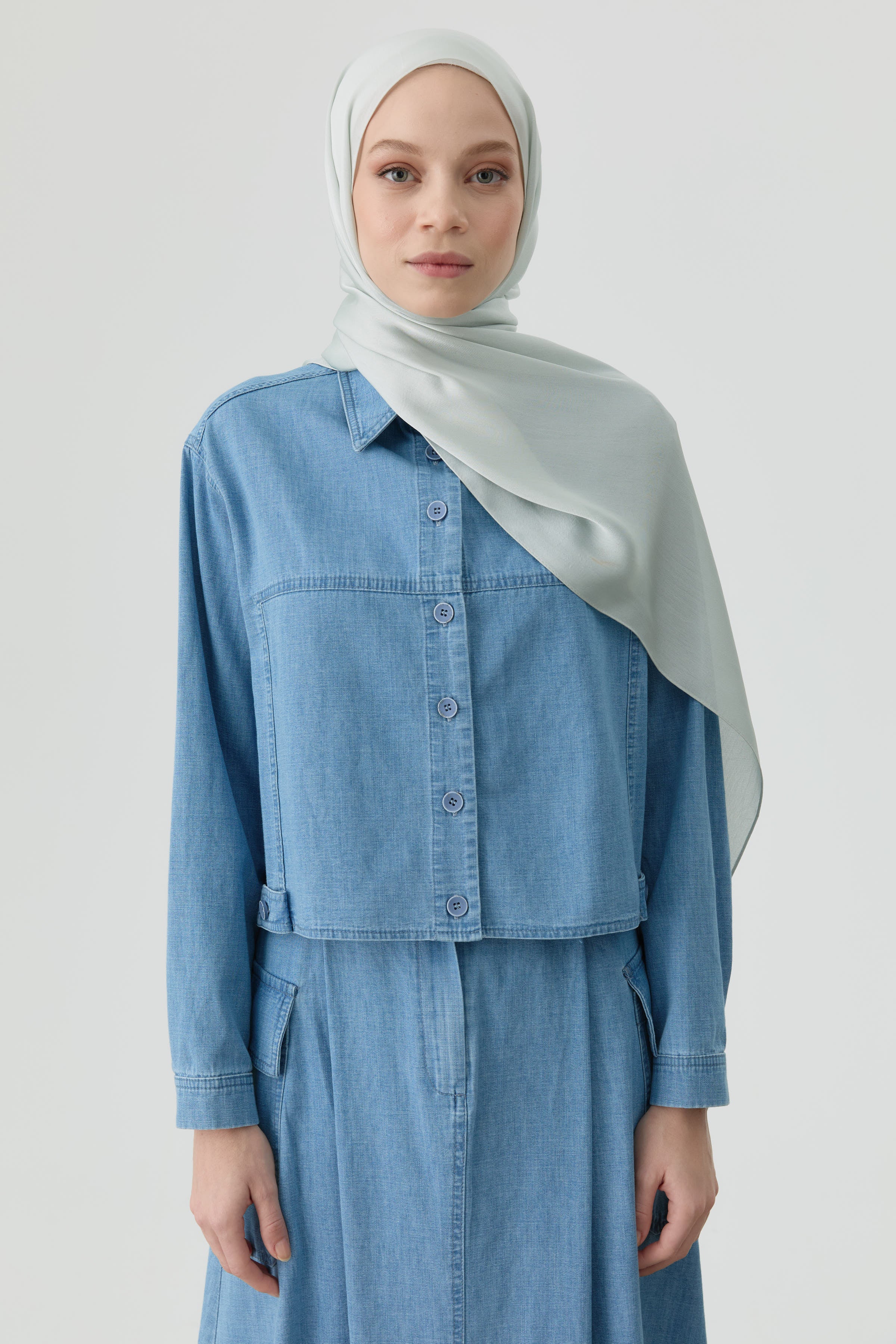 Crop Denim Gömlek - Açık Mavi TUGBA