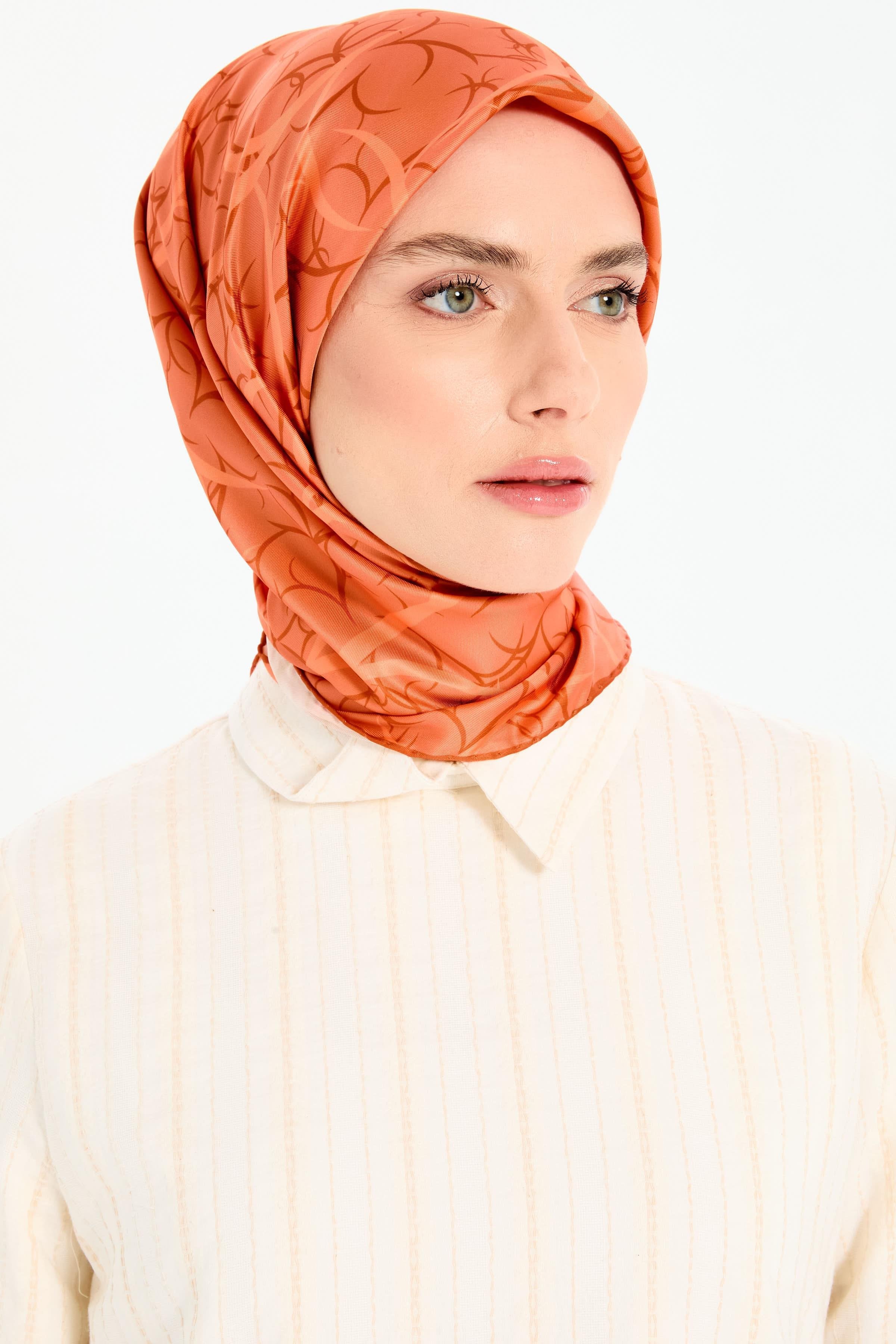 Dairesel Çizgi Desenli Stil Eşarp - Oranj TUGBA