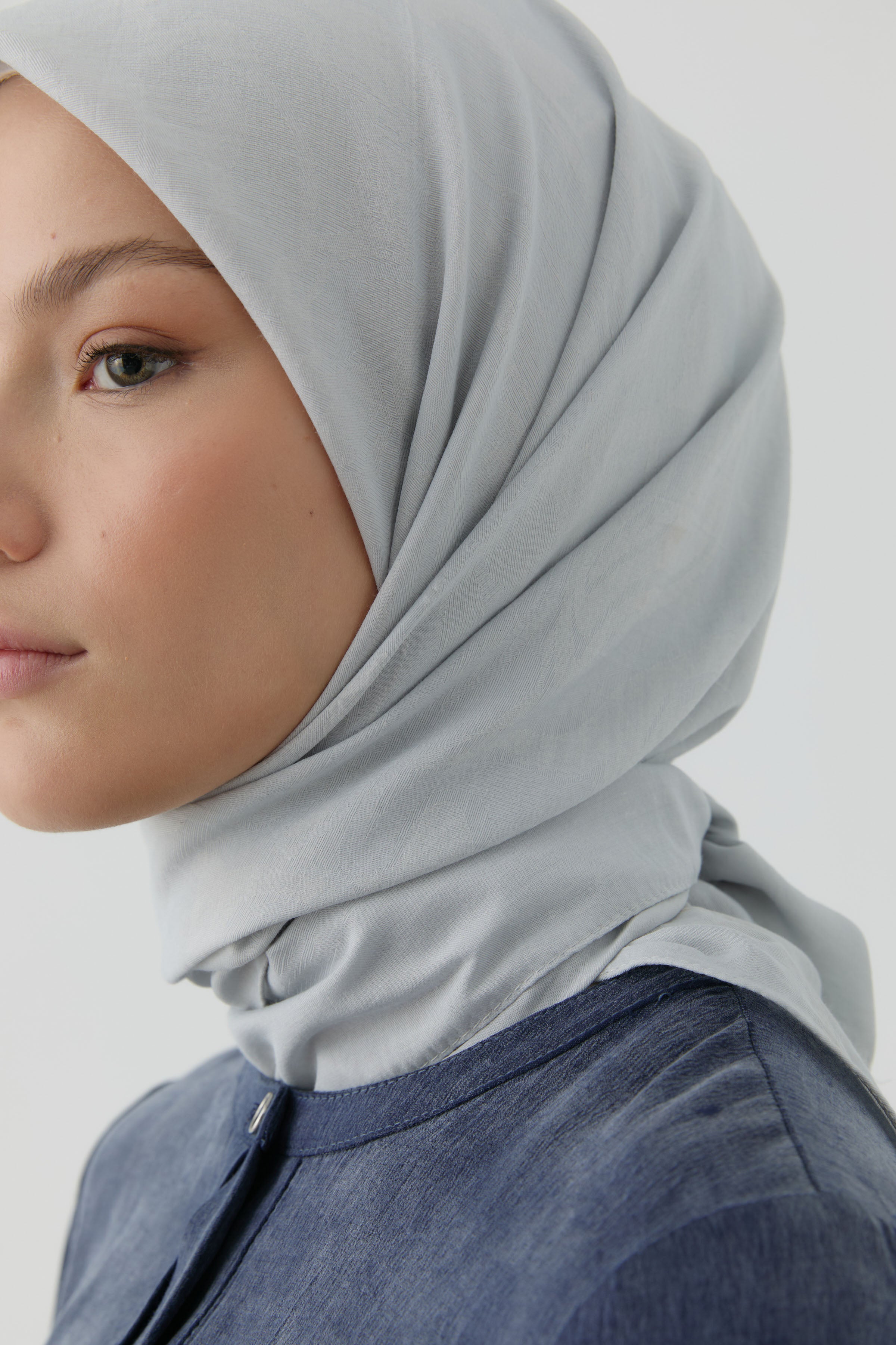 Dalga Desen Stil Eşarp - Gümüş TUGBA