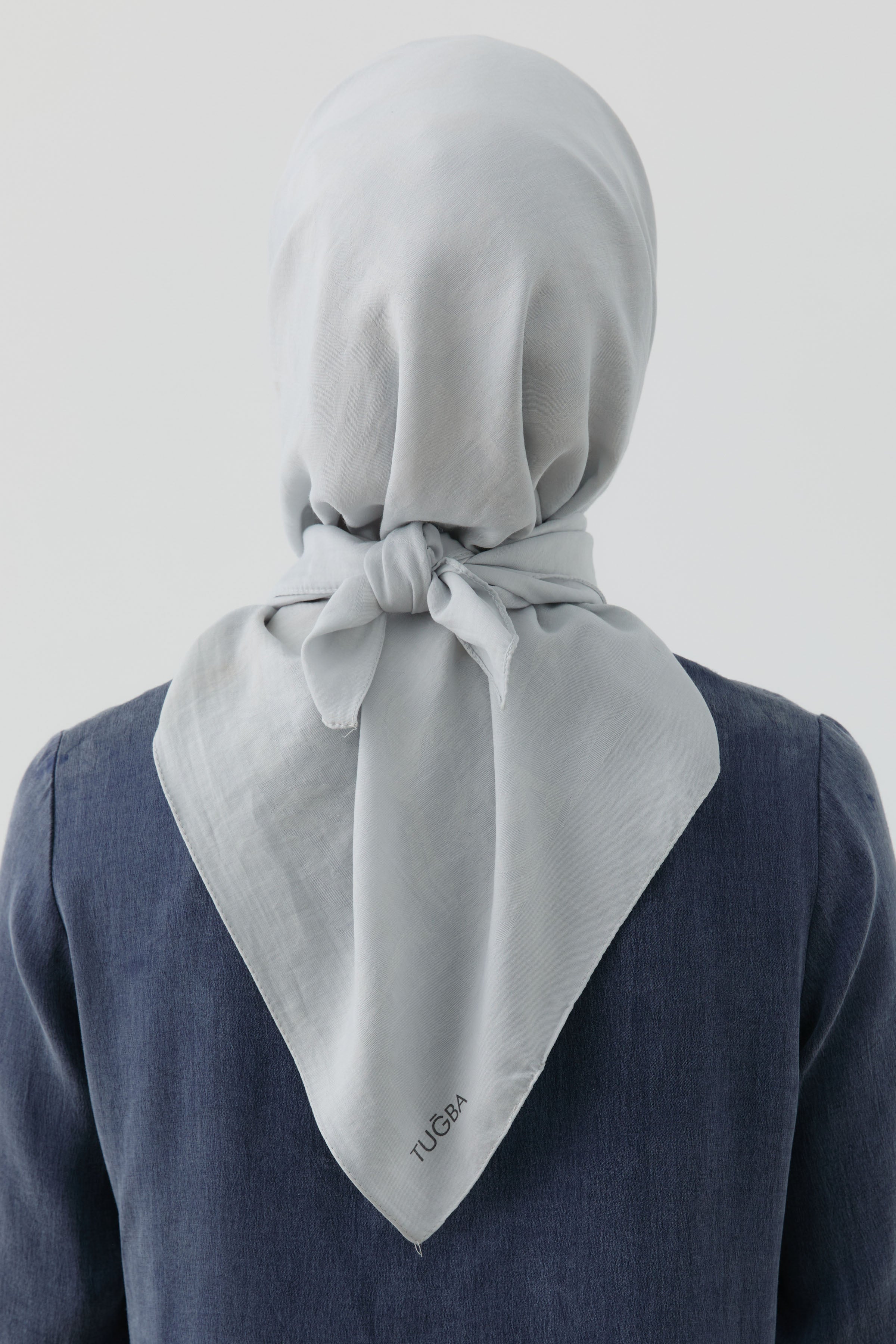 Dalga Desen Stil Eşarp - Gümüş TUGBA