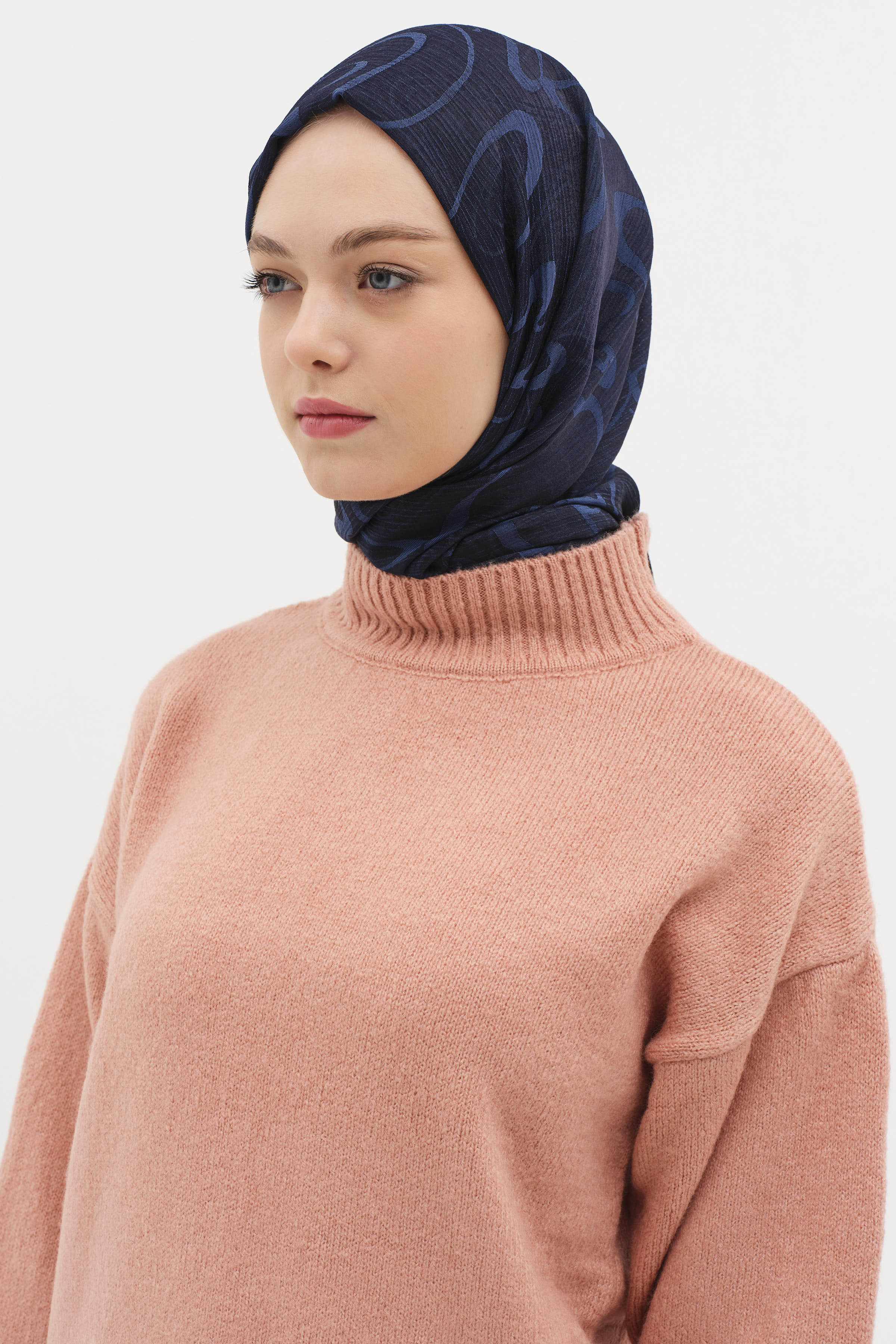 Dalga Desenli Floş Şal - Lacivert TUGBA