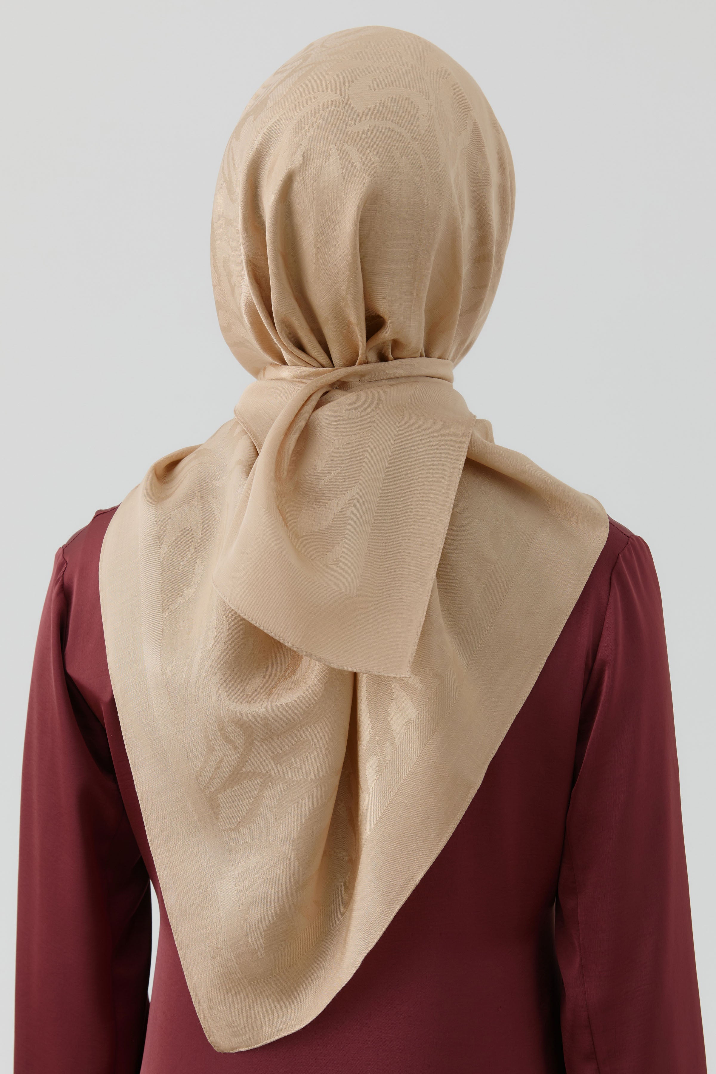 Dalgalı Nida Naturel Eşarp - Bej TUGBA