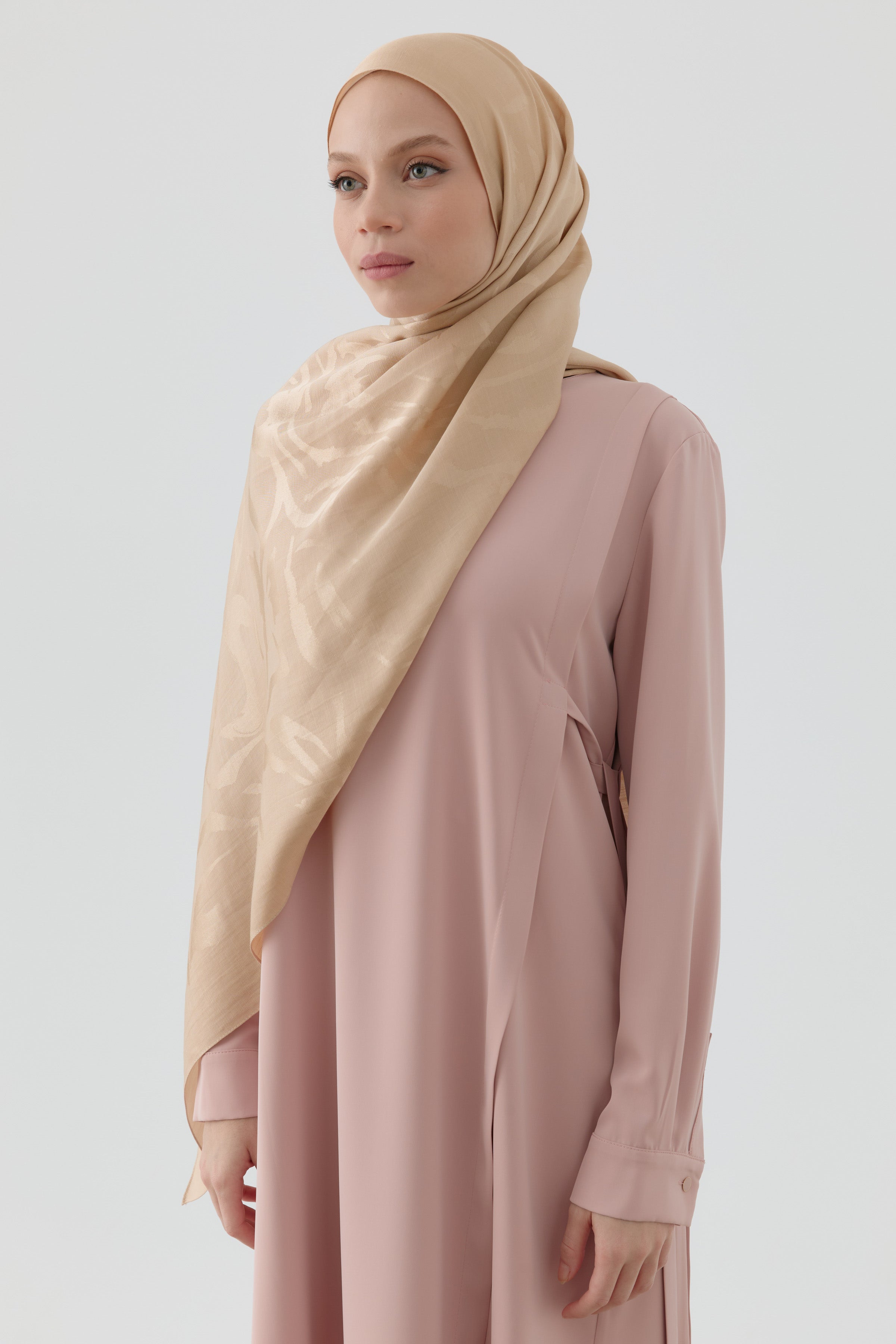 Dalgalı Nida Naturel Şal - Bej TUGBA