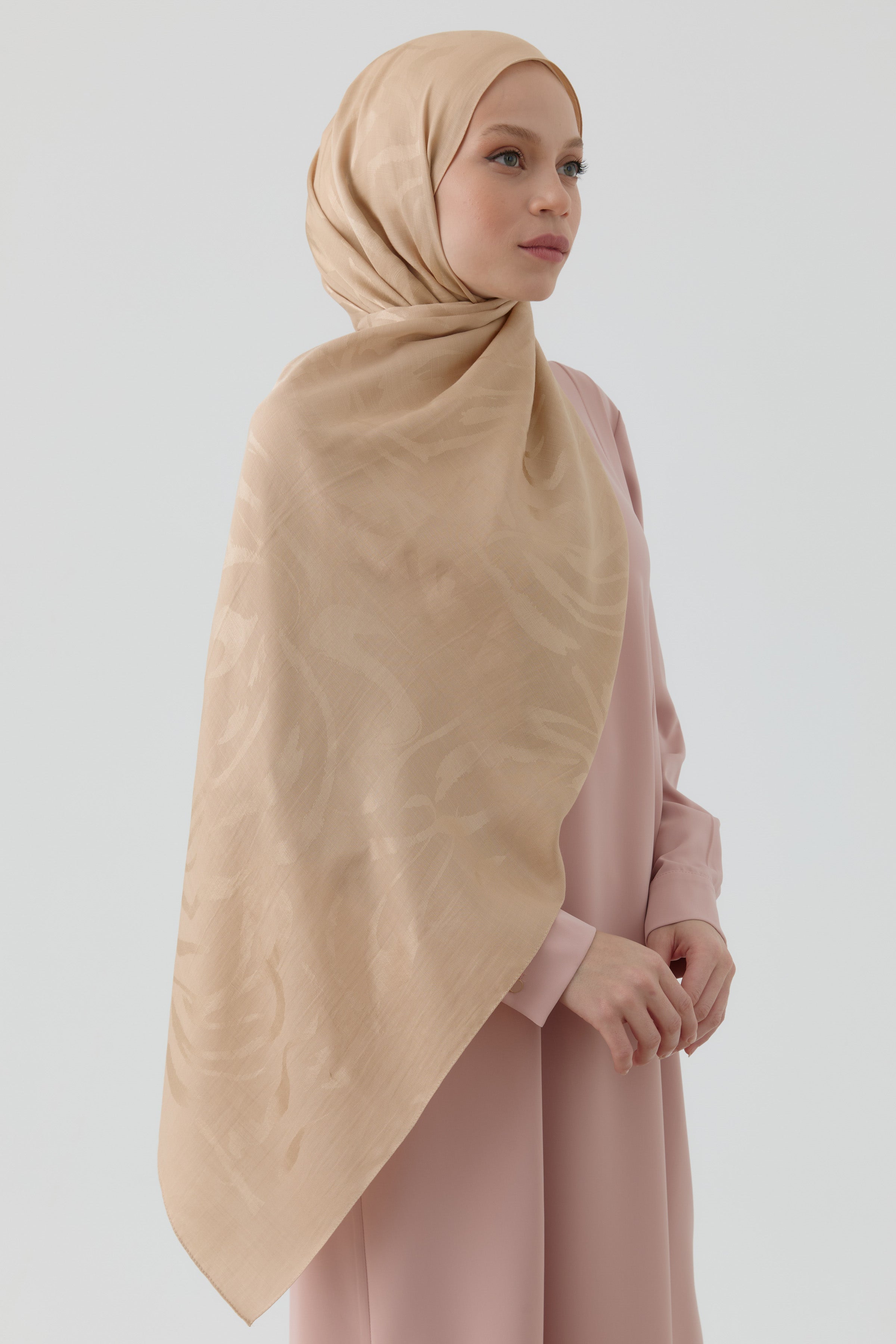 Dalgalı Nida Naturel Şal - Bej TUGBA