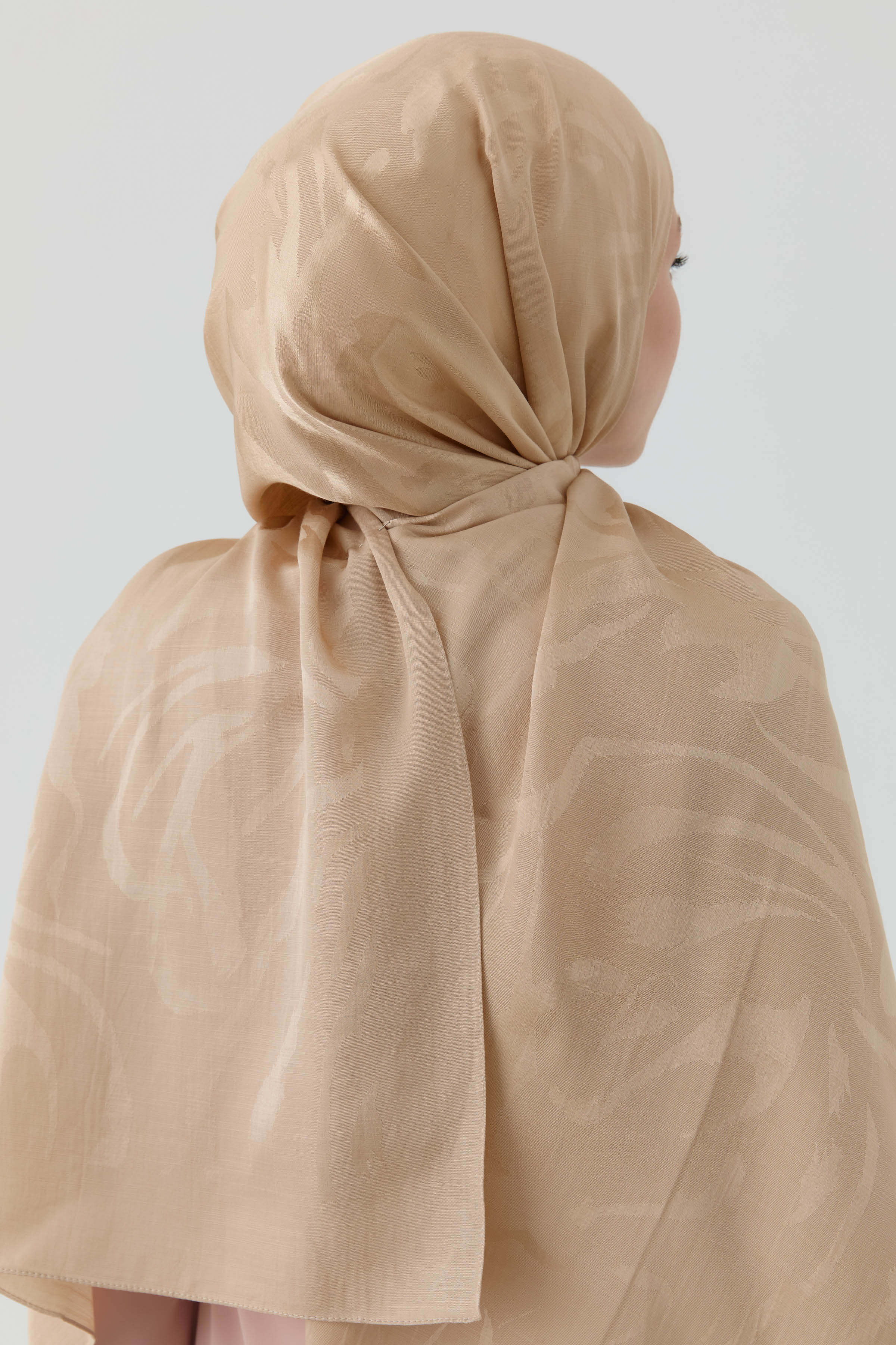 Dalgalı Nida Naturel Şal - Bej TUGBA