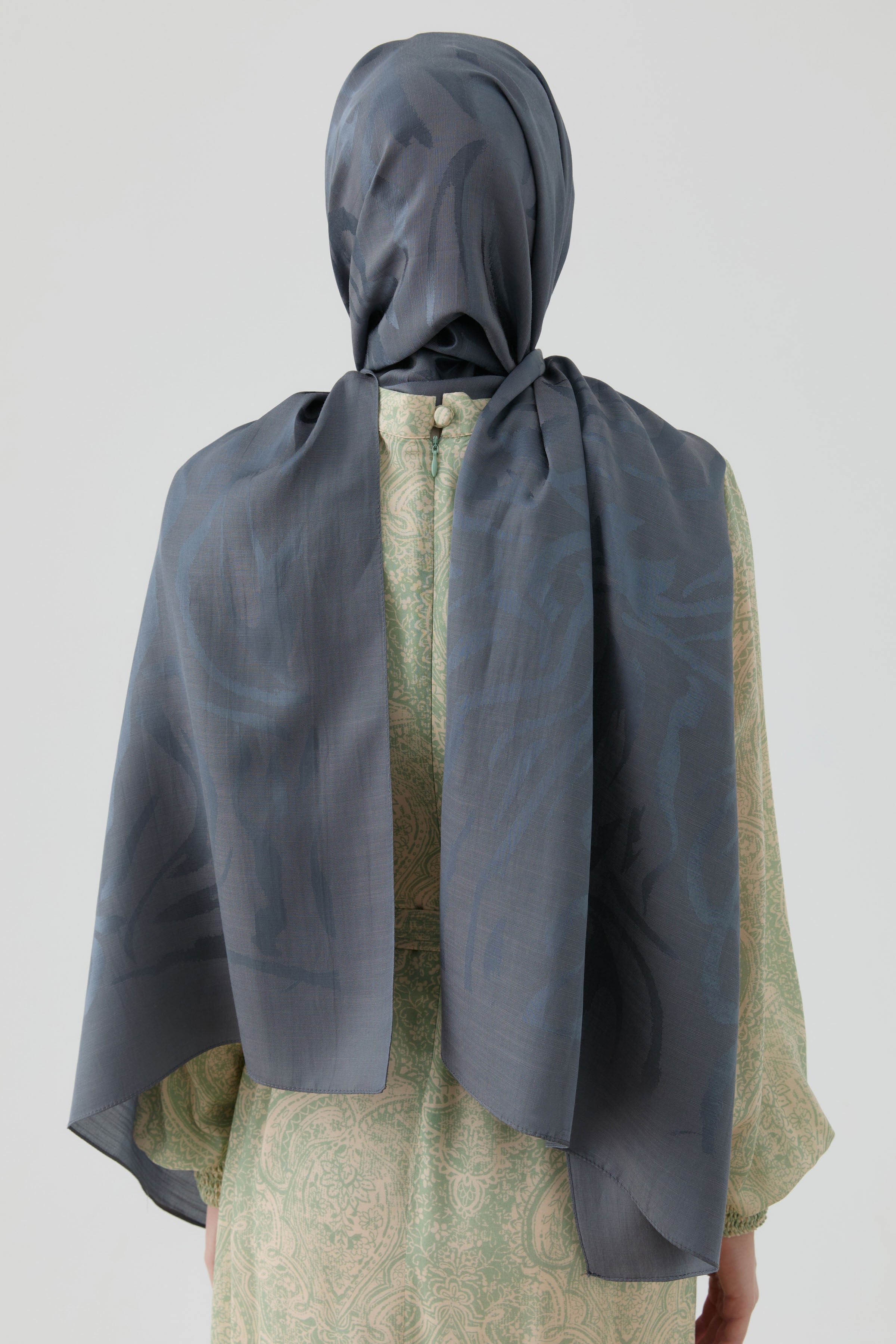 Dalgalı Nida Naturel Şal - Füme TUGBA