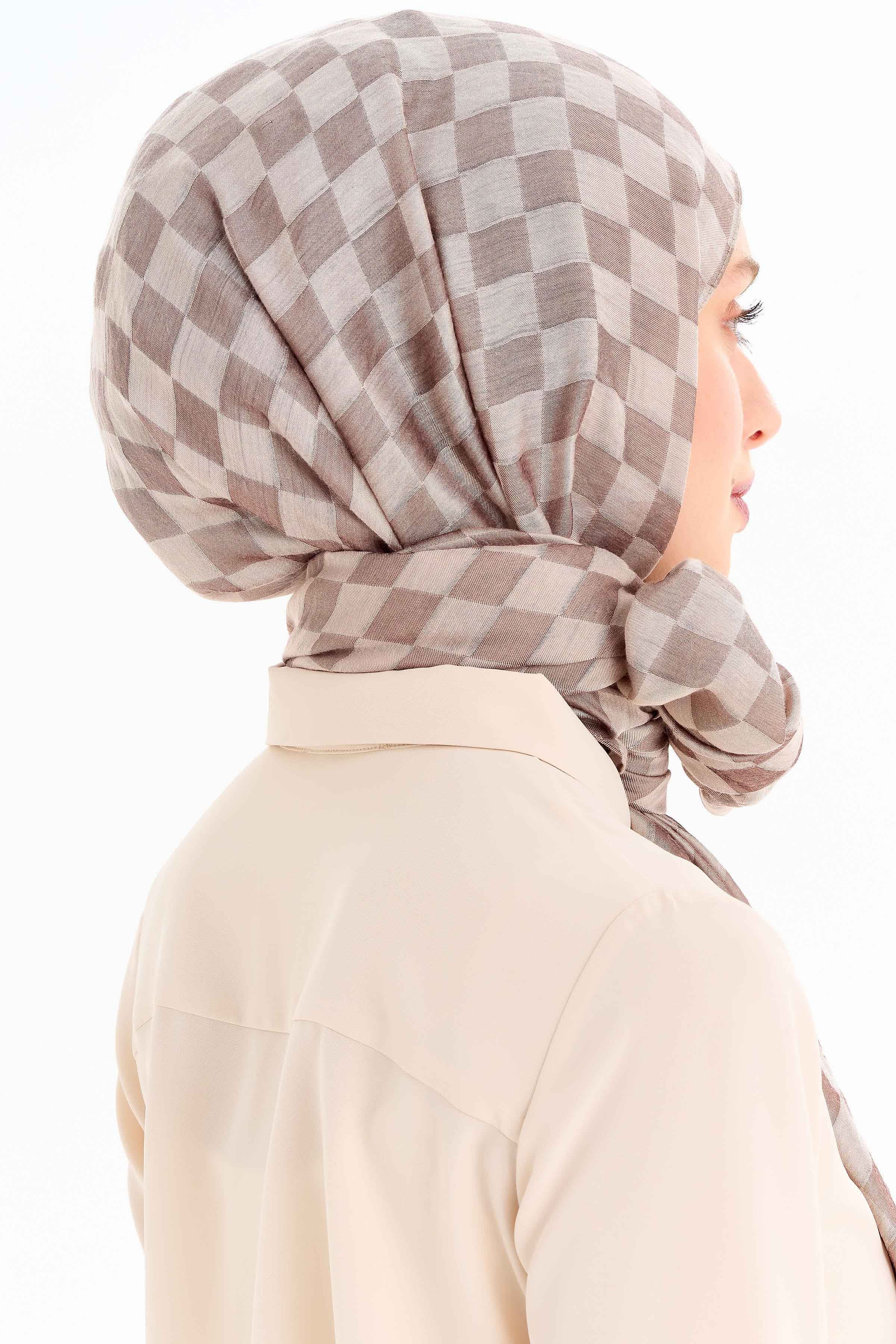 Dama Desen Viskon Şal - Bej TUGBA