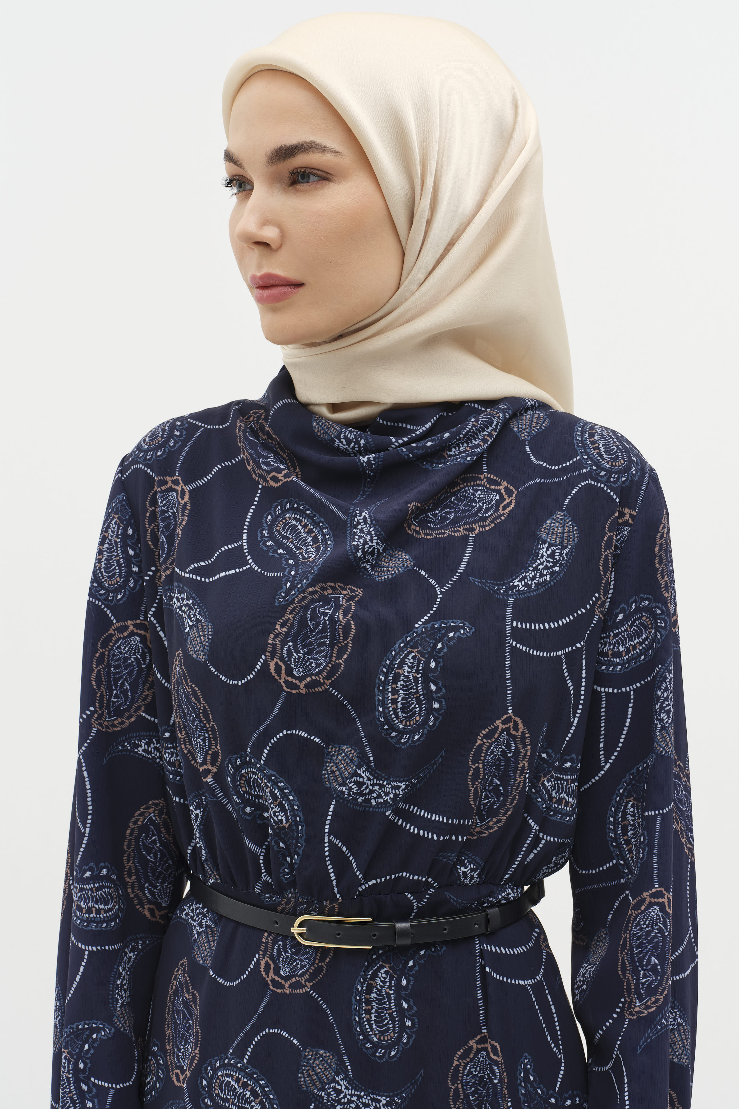 Degaje Yakalı Desenli Elbise - Lacivert TUGBA