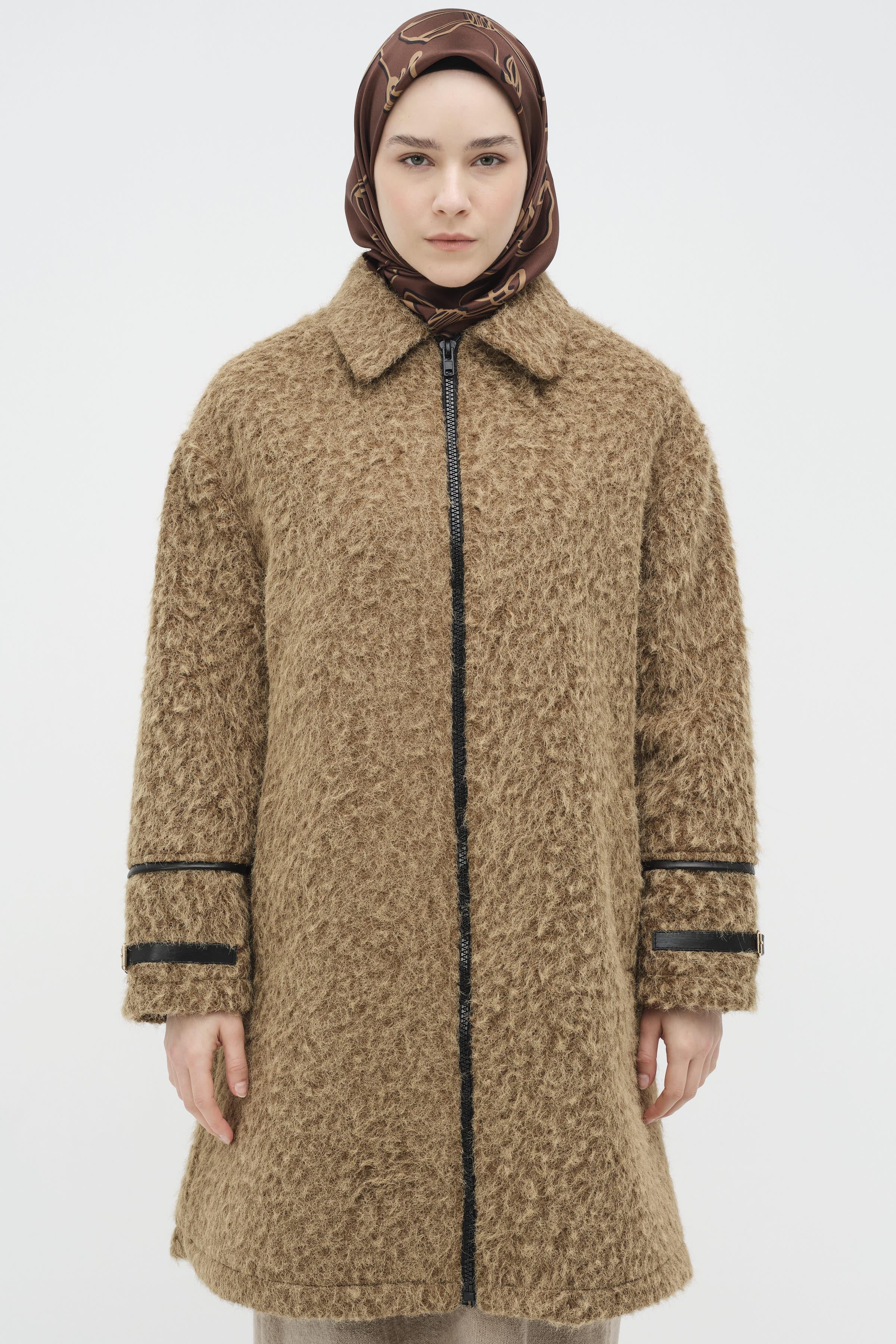 Deri Garnili Kol Bant Detaylı Kaban - Camel TUGBA