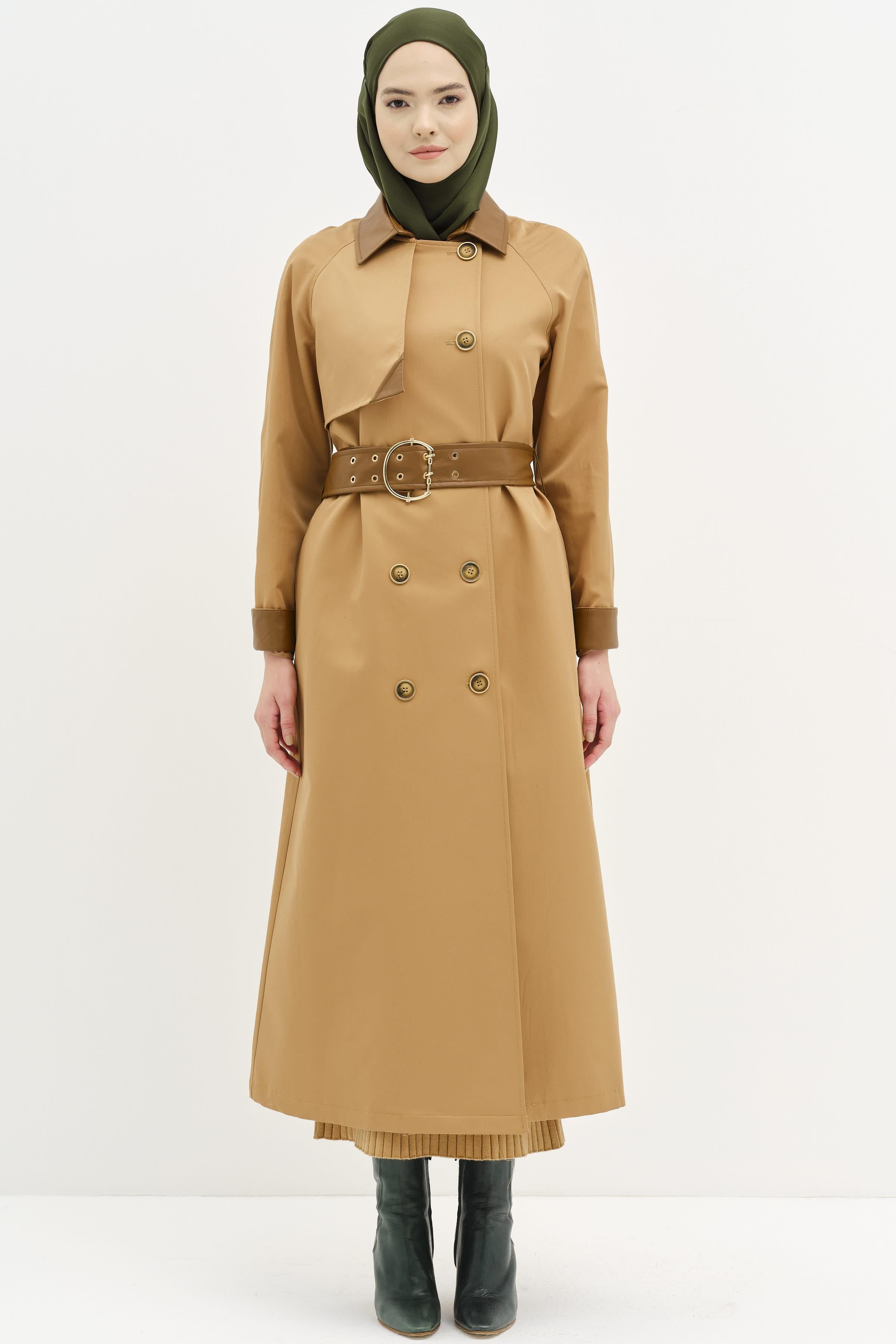 Deri Garnili Kuşgözlü Kemer Detaylı Trençkot - Camel TUGBA