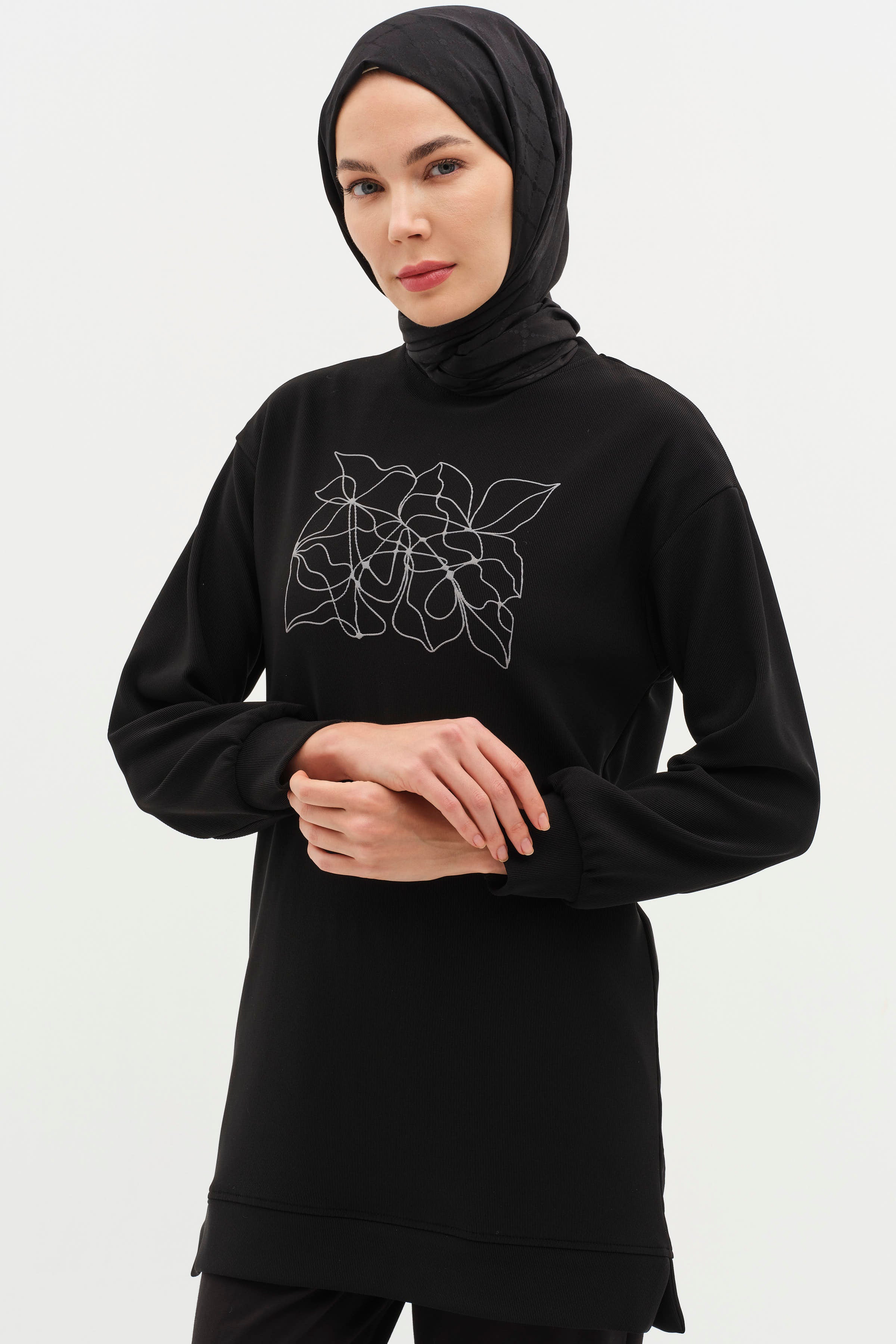 Desen Baskılı Örme Sweat - Siyah TUĞBA