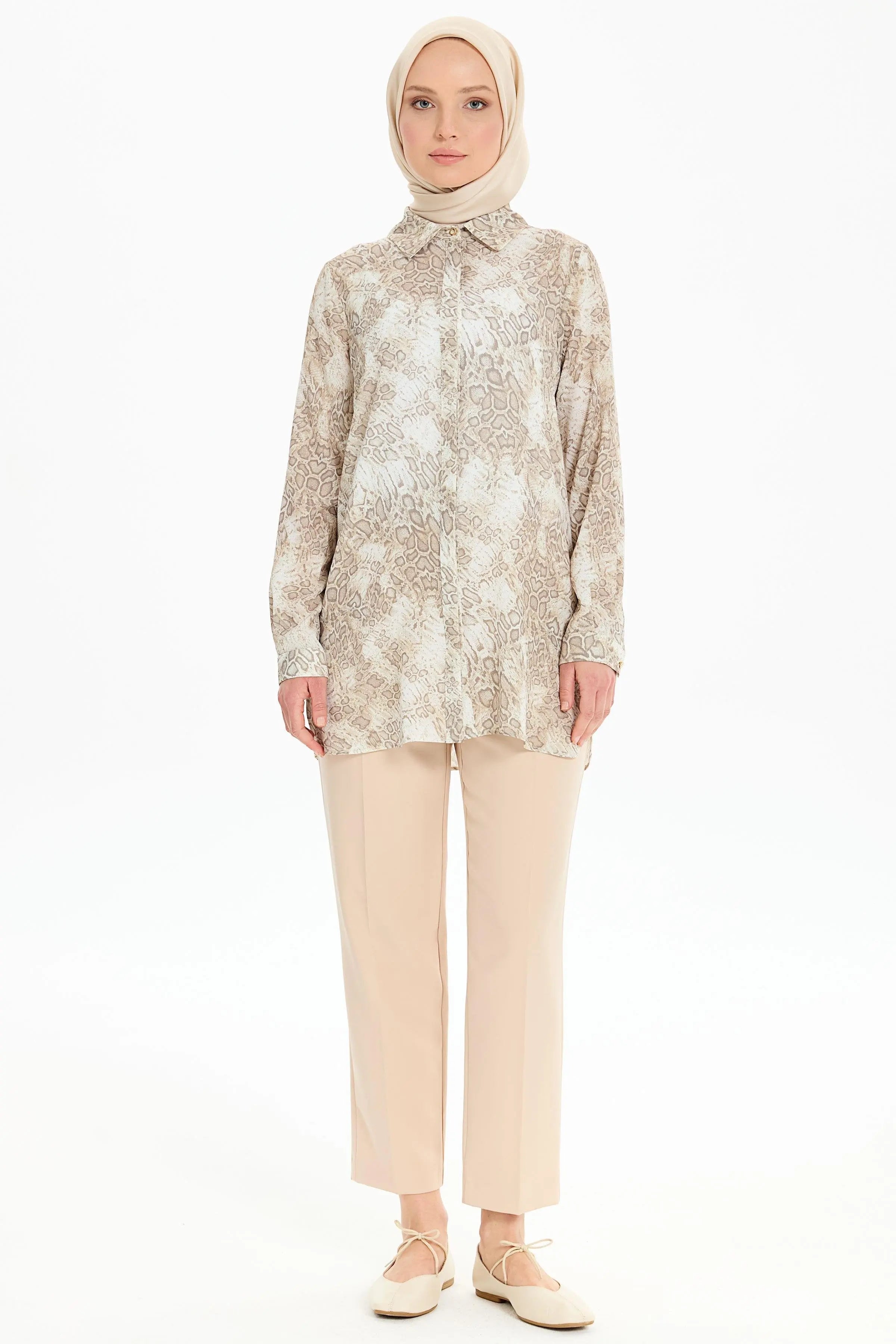 Desenli Gizli Patlı Gömlek - Bej TUGBA