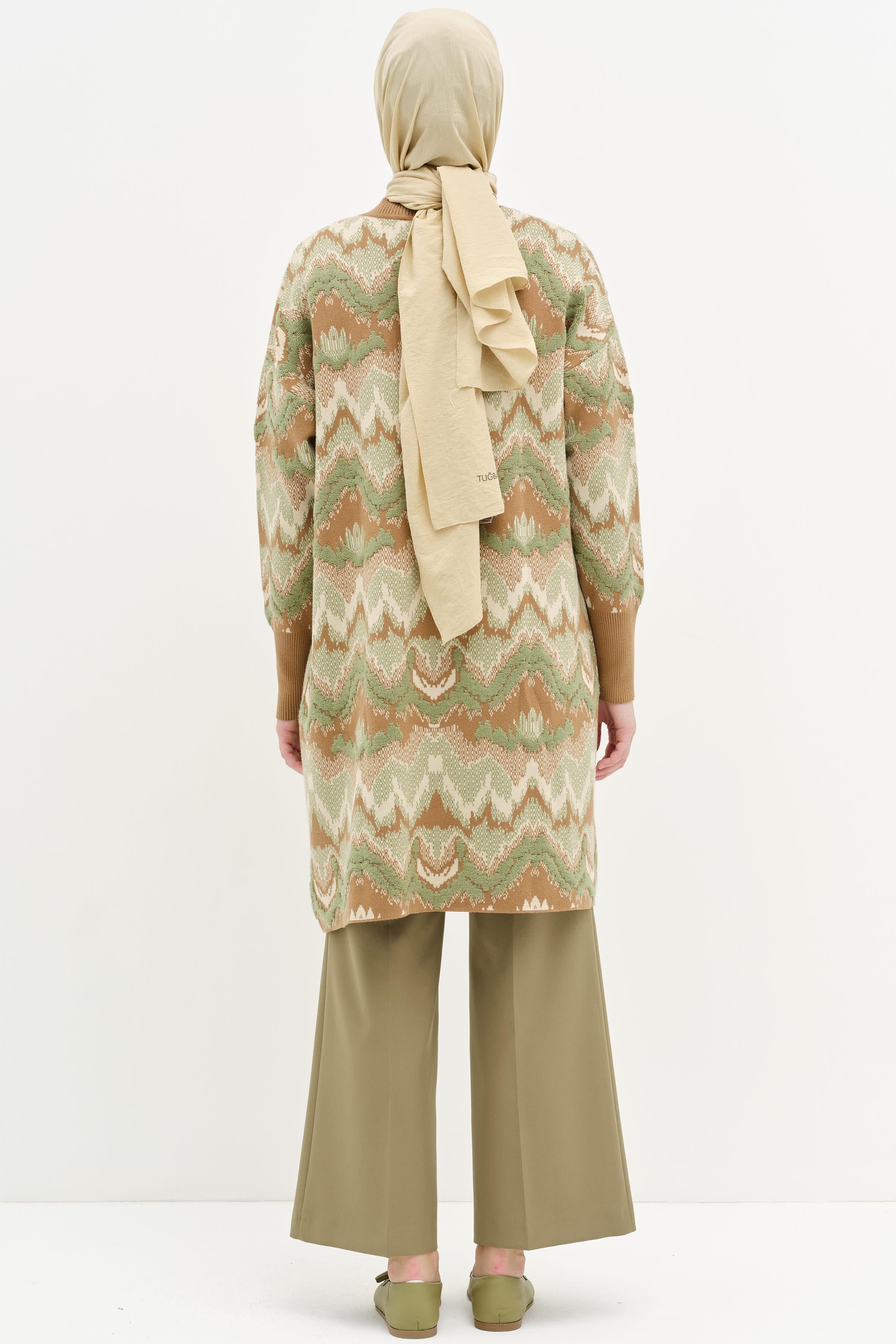 Desenli V Yaka Triko Hırka - Camel TUGBA