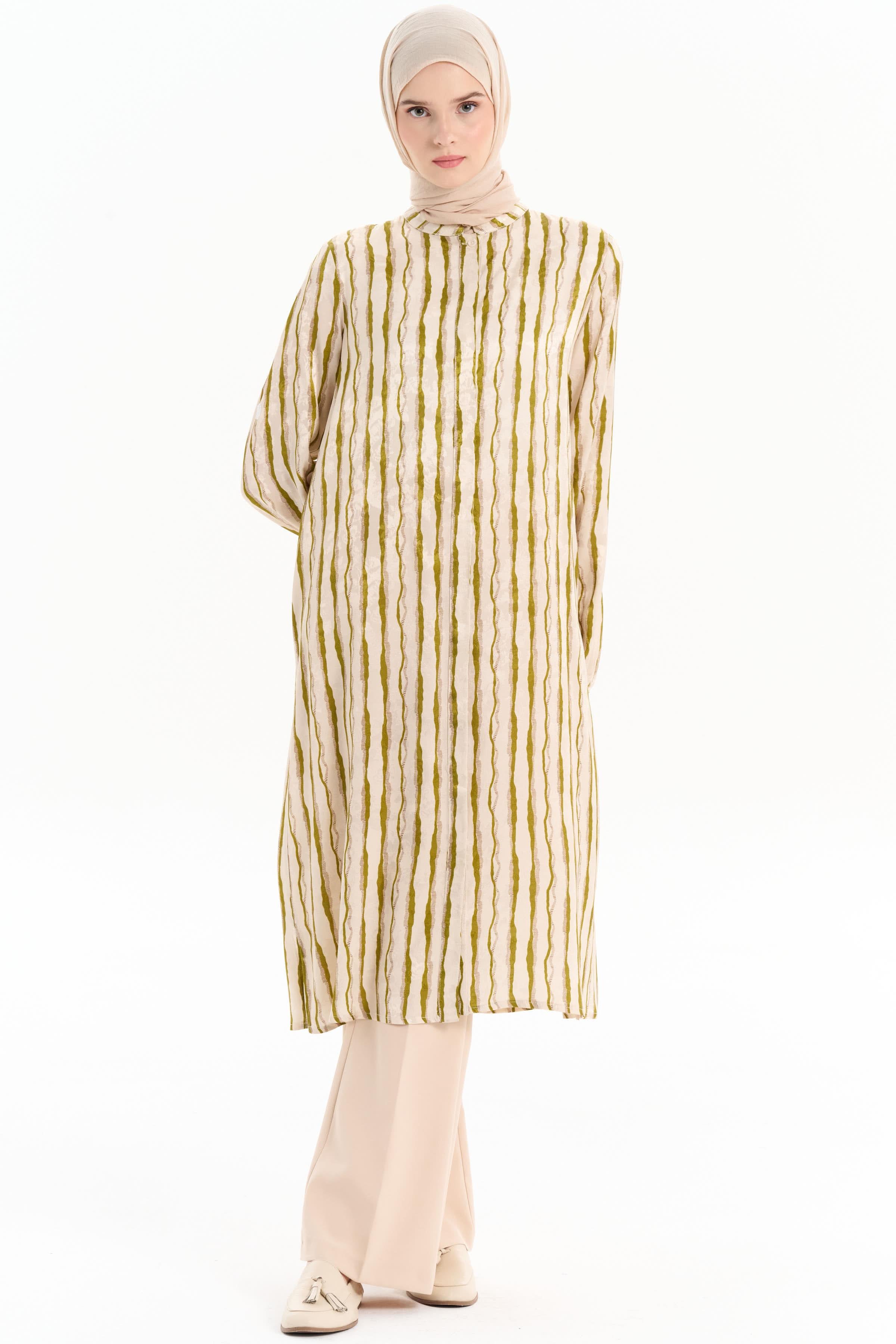 Desenli Yırtmaç Detaylı Tunik - Olive TUGBA