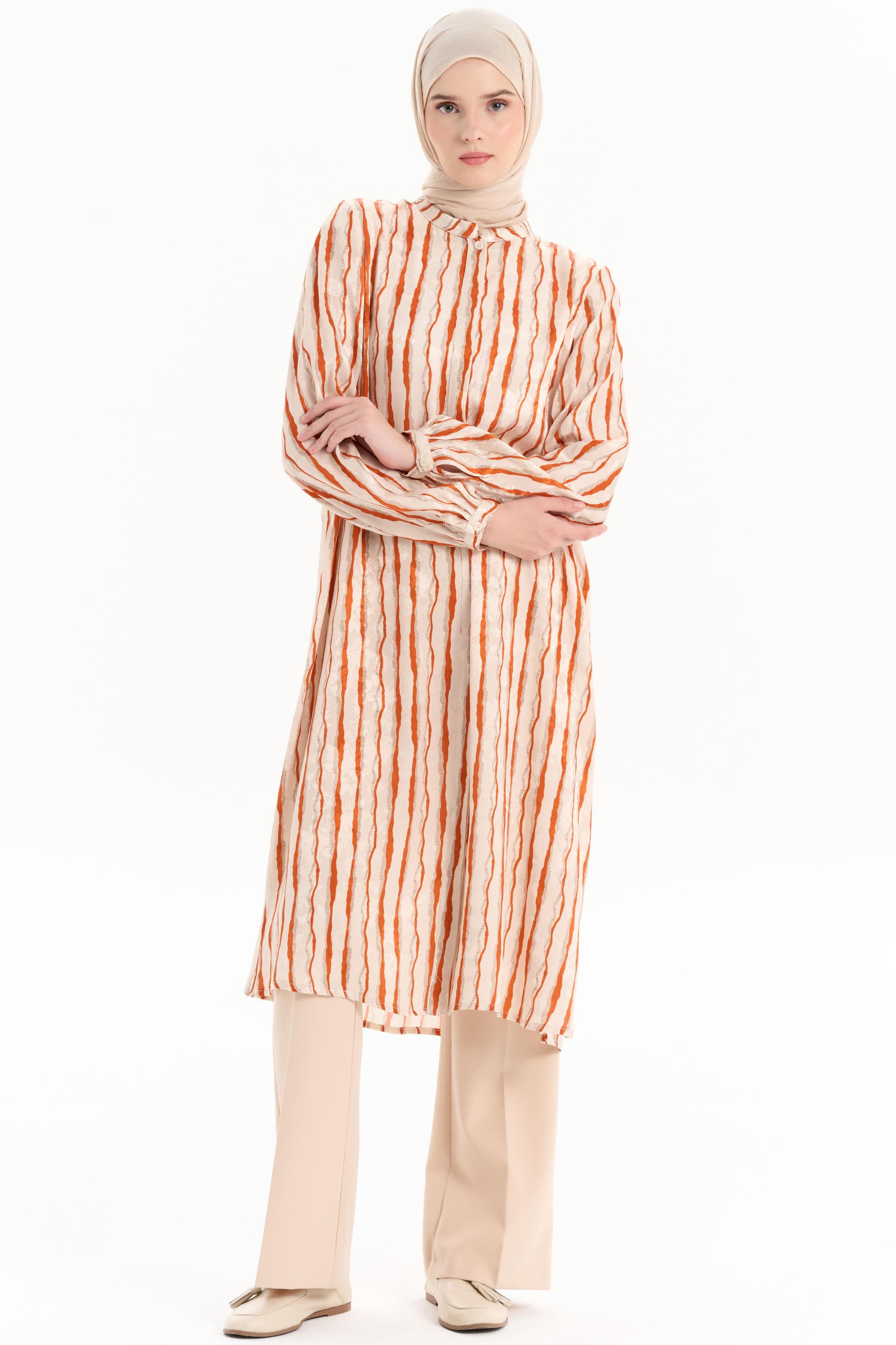 Desenli Yırtmaç Detaylı Tunik - Turuncu TUGBA