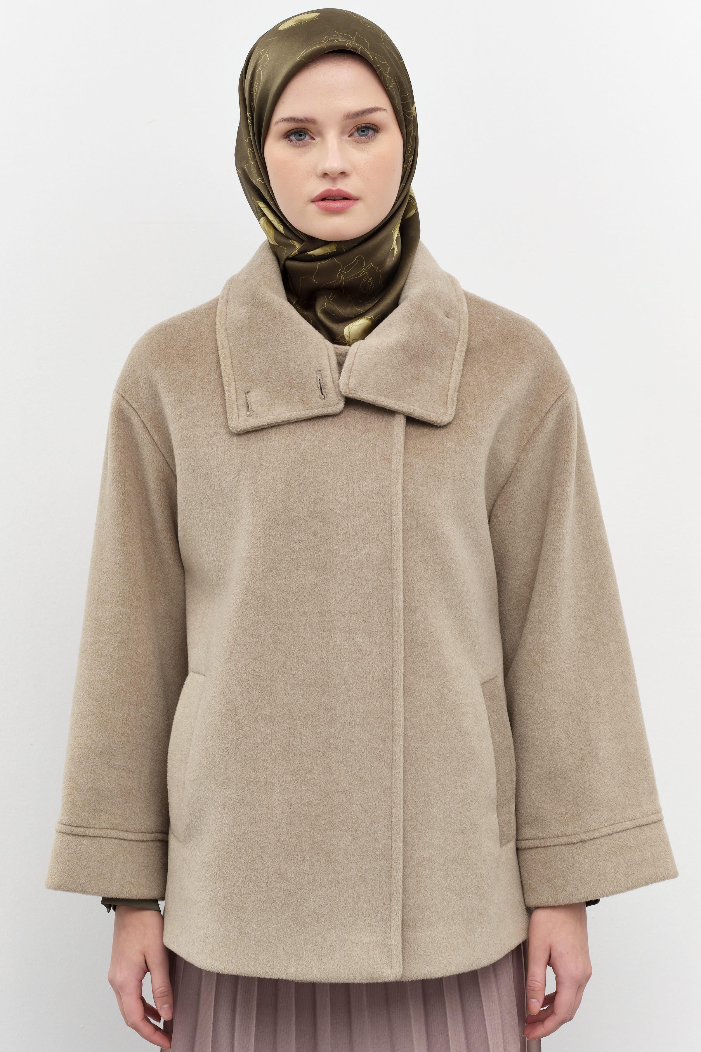 Dik Yakalı Mini Mont - Vizon TUGBA