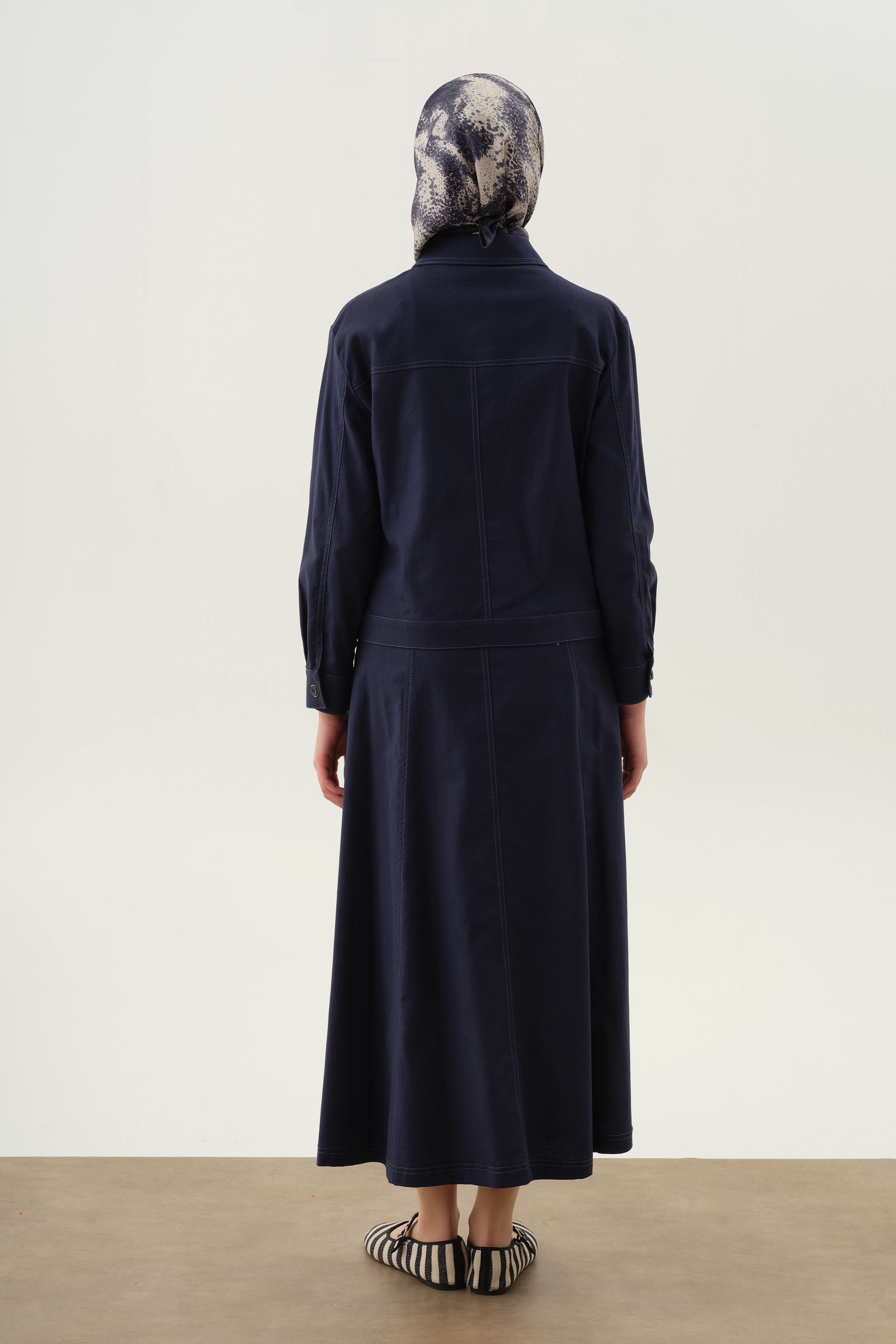 Dikiş Detaylı Etekli Ceket Takım - Lacivert TUGBA