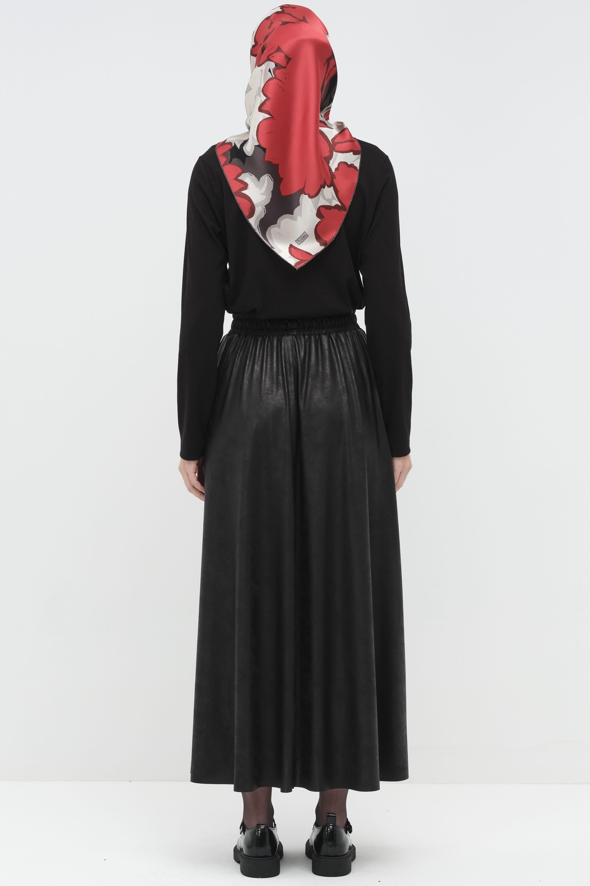 Dört Parçalı Cepli Etek - Siyah TUGBA