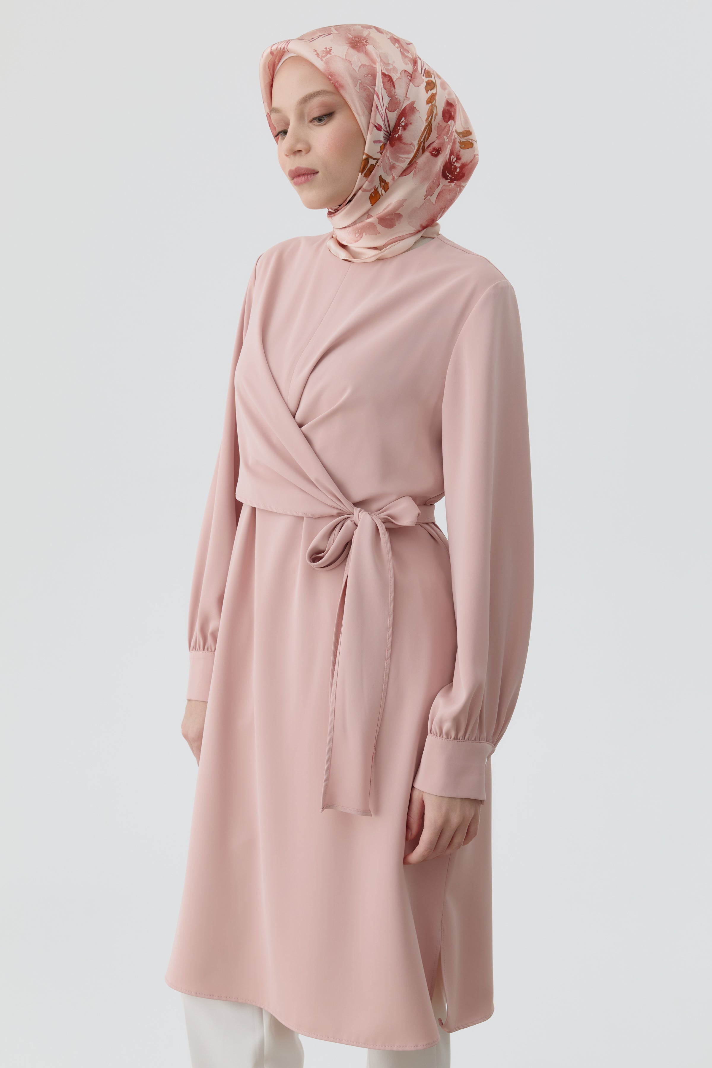 Drapeli Belden Bağlamalı Tunik - Pudra TUGBA