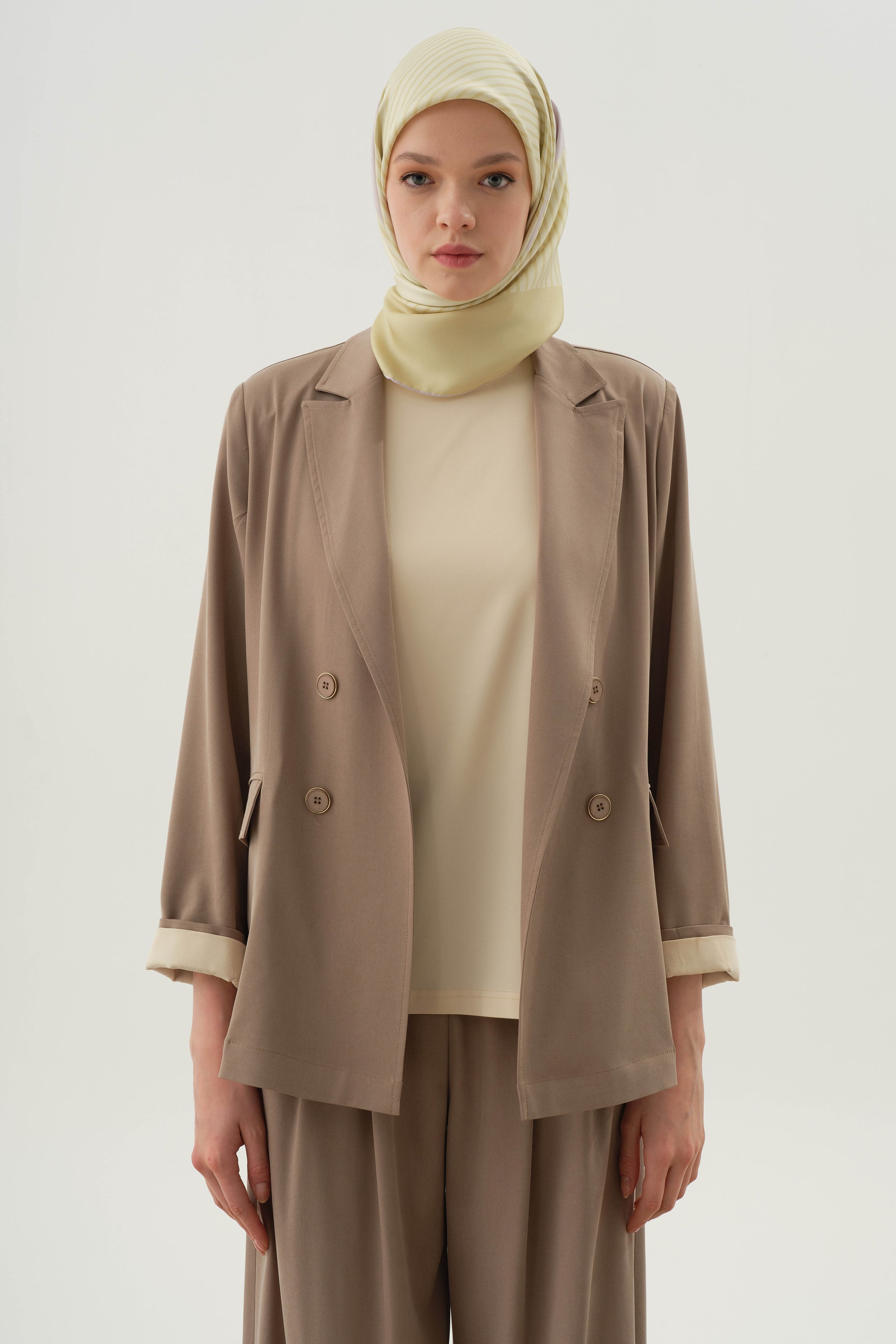 Duble Kollu Kombinli Bluz Ceket Takım - Vizon TUGBA