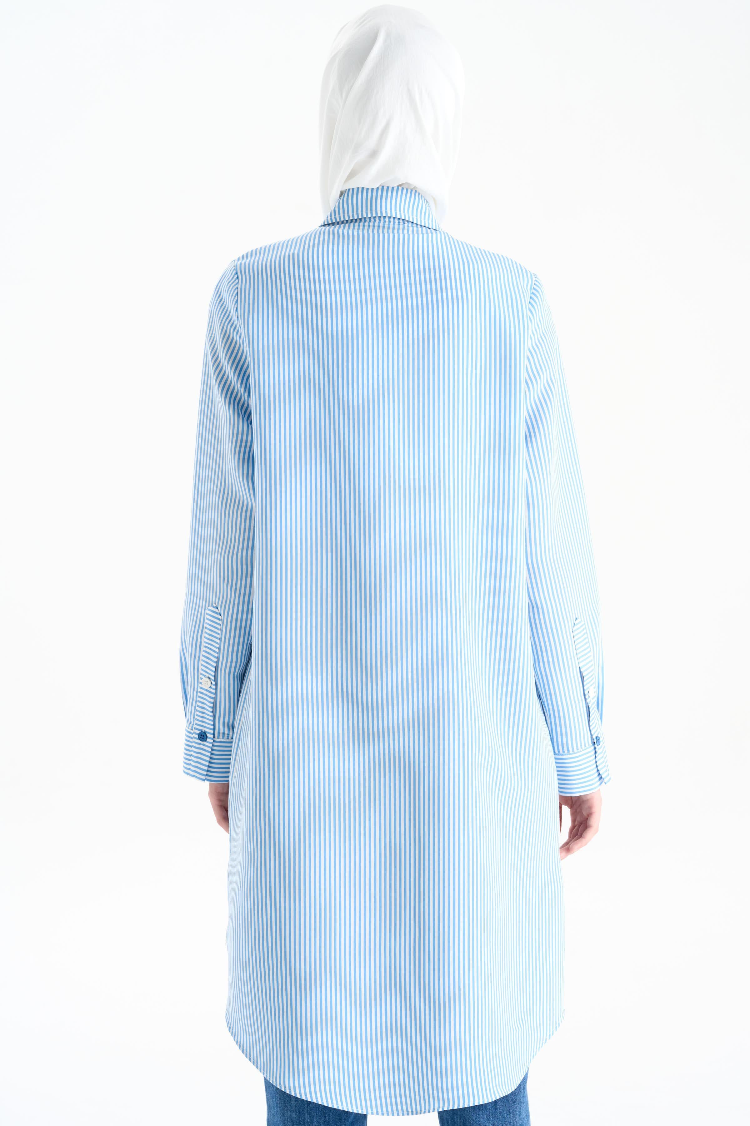 Düğme Detaylı Patlı Tunik - Açık Mavi TUGBA