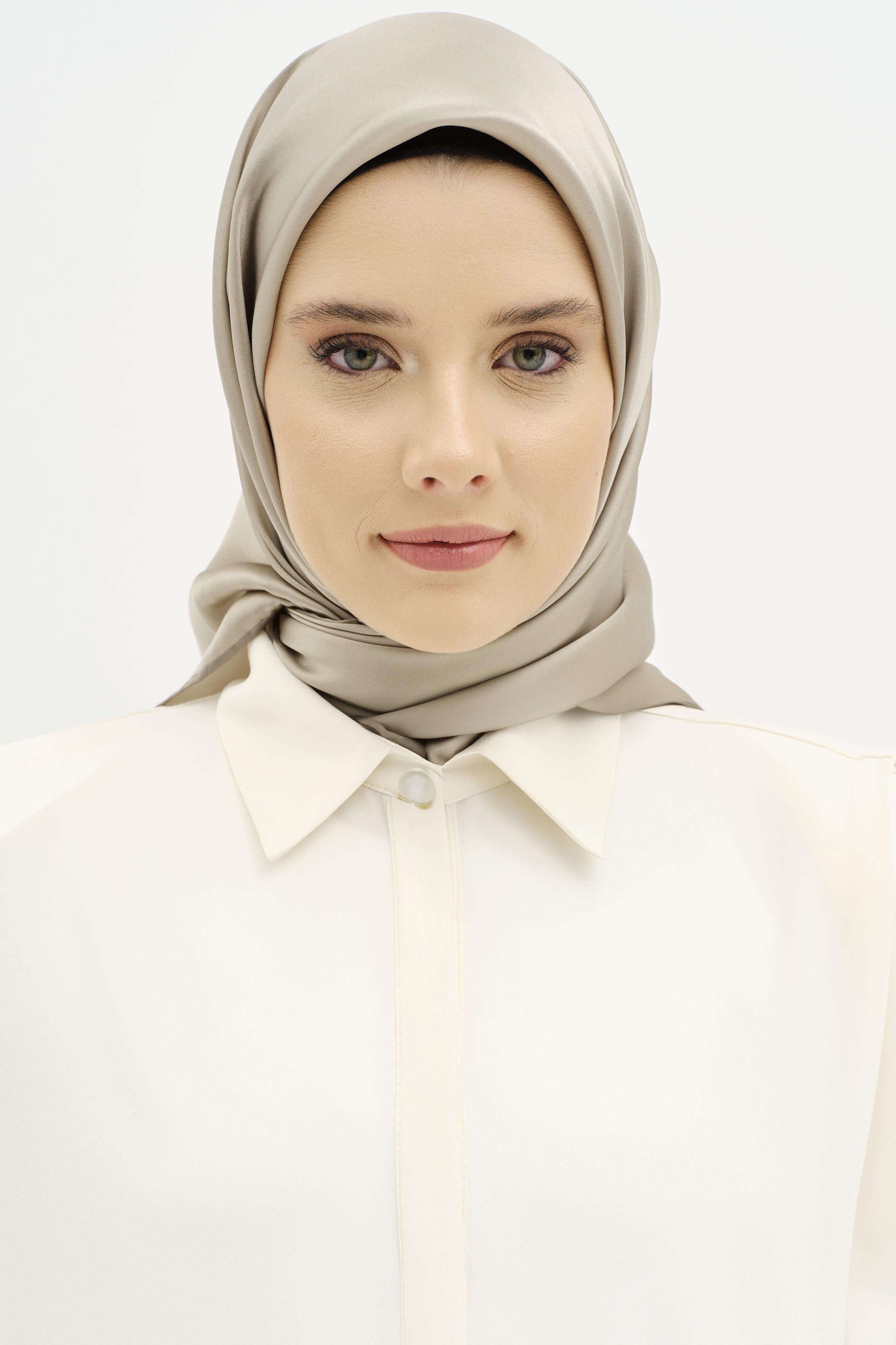 Düz Desen Sura İpek Eşarp - Çağla TUGBA