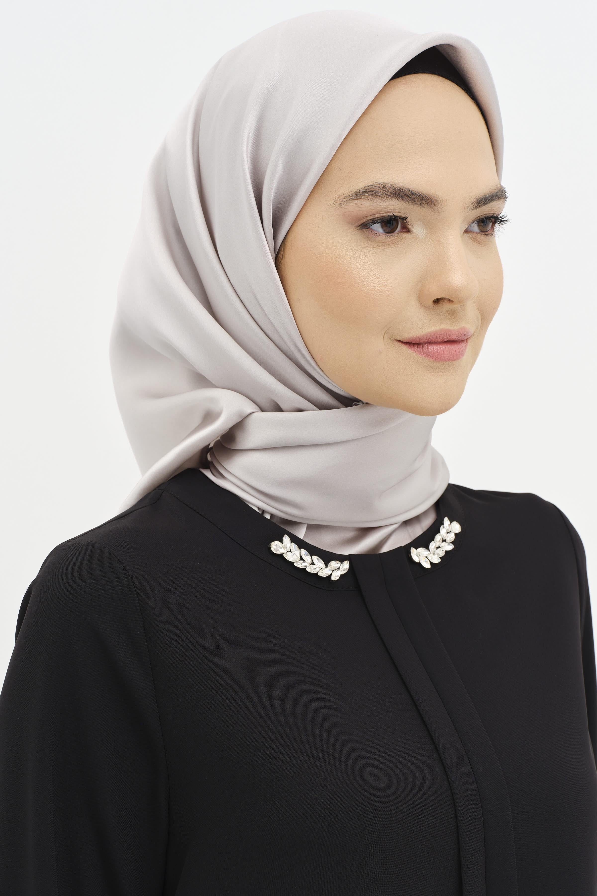 Düz Desen Sura İpek Eşarp - Gri TUGBA