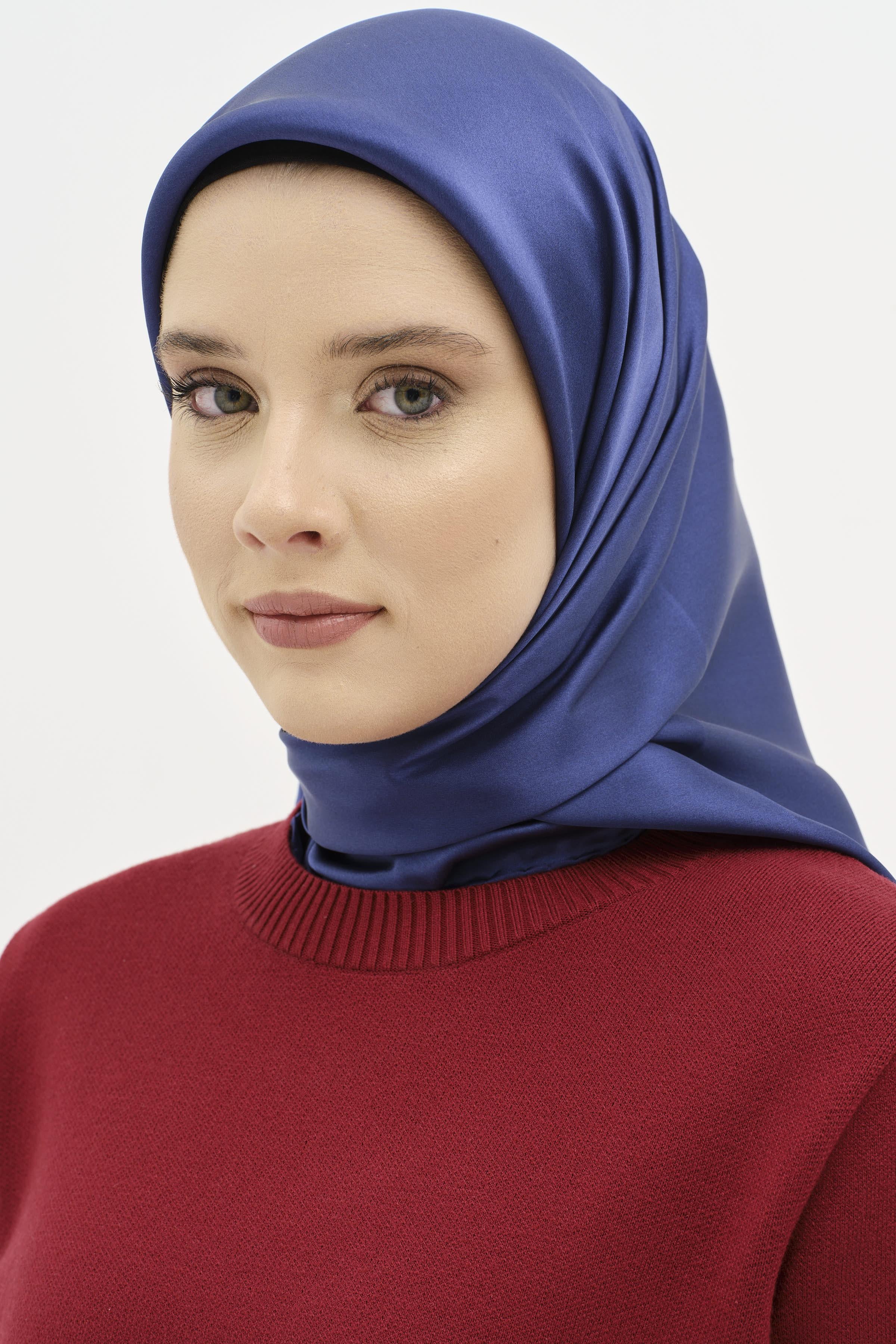 Düz Desen Sura İpek Eşarp - Lacivert TUGBA