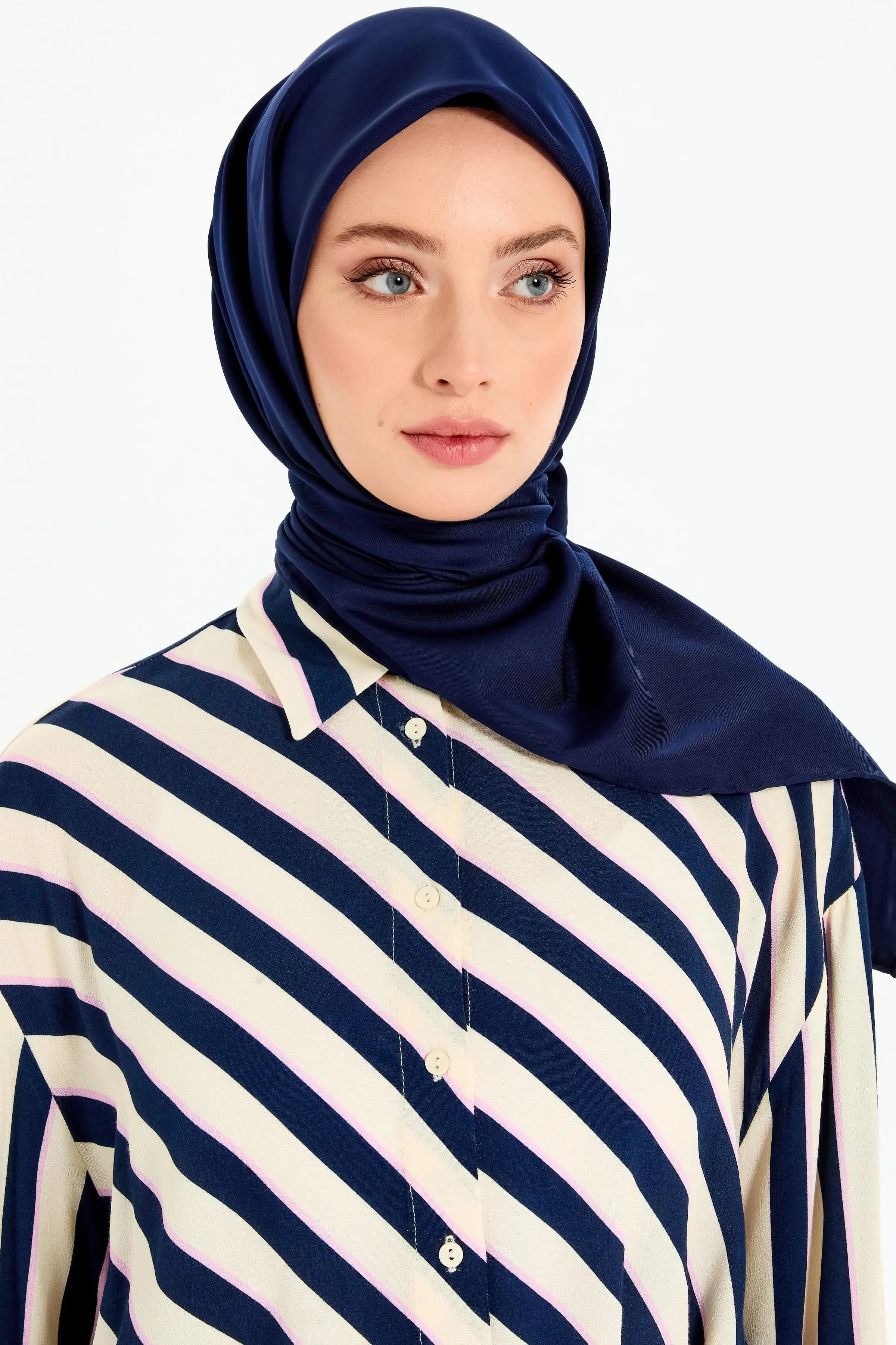 Düz Twill Eşarp - Lacivert TUGBA