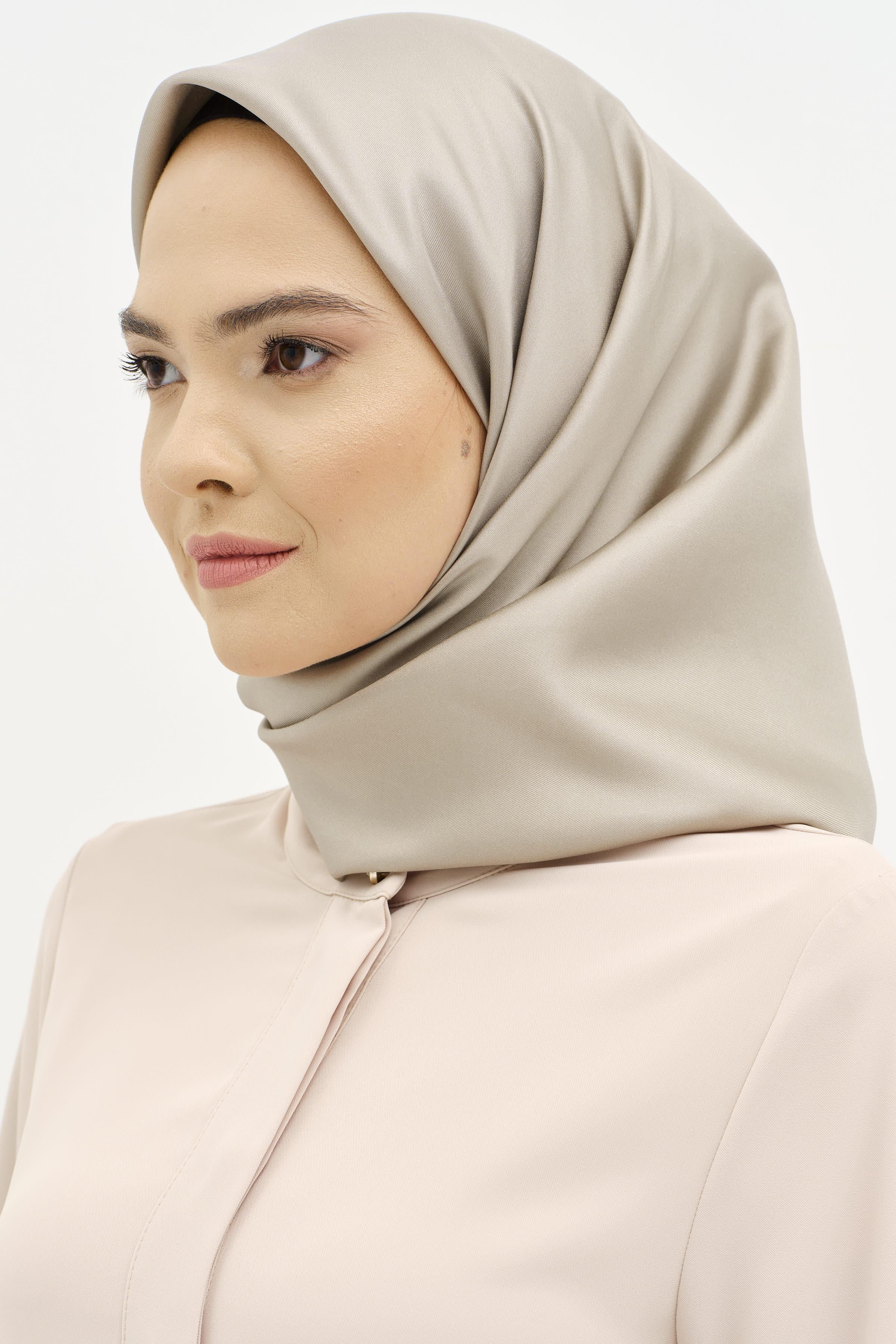 Düz Twill İpek Eşarp - Çağla TUGBA